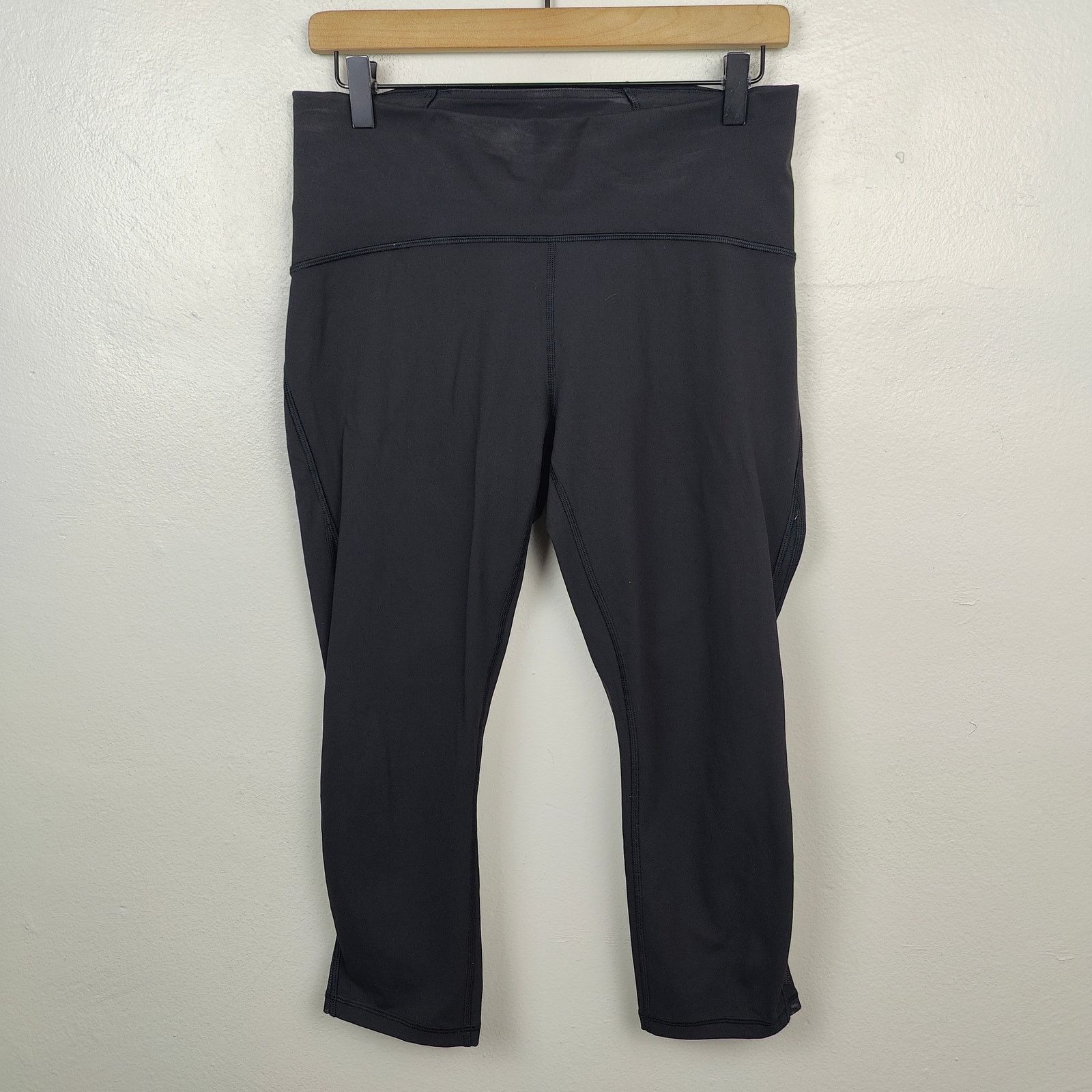Lululemon Lululemon Fast & Free Crop II Leggings Womens 4 Nulux 19" Size 27" / US 4 / IT 40 - 1 Thumbnail