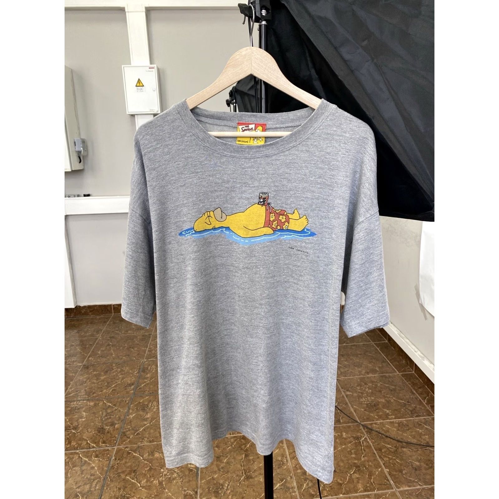 Vintage VINTAGE 90s The Simpsons t-shirt Matt Groening retro size XXL Gray Mens Size US XXL / EU 58 / 5 - 2 Thumbnail