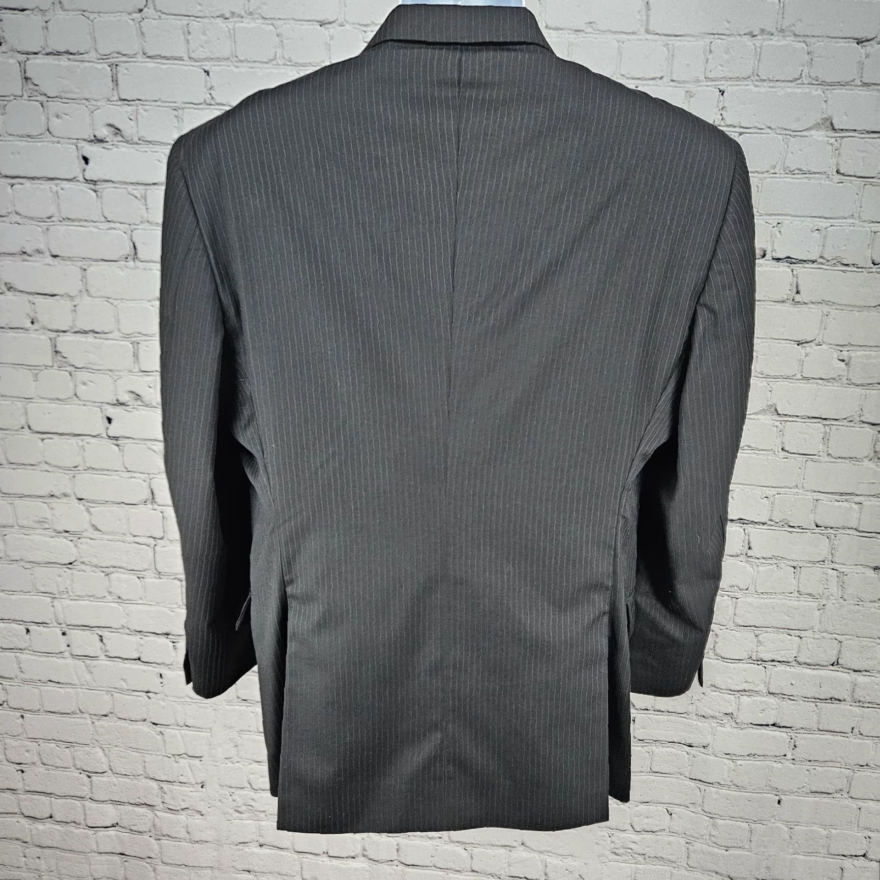 Jos. A. Bank VINTAGE Jos. A. Bank Black 100% Wool Tailored Fit Travelers 2 Button Blazer Sport Coat 43R Size 46R - 2 Thumbnail