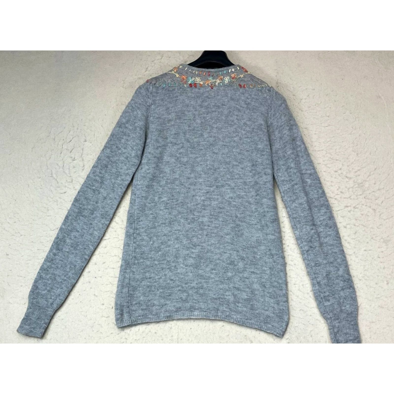 Free People Free People Wool Blend Pullover Sweater Floral Embroidered Women Large Gray Raglan Sleeve Round Neck Bohemian Size L / US 10 / IT 46 - 2 Thumbnail