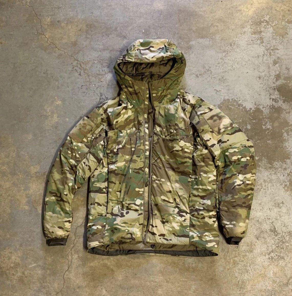 Arc'teryx Arc'teryx LEAF Hooded Camouflage Military Jacket Size US M / EU 48-50 / 2 - 1 Thumbnail