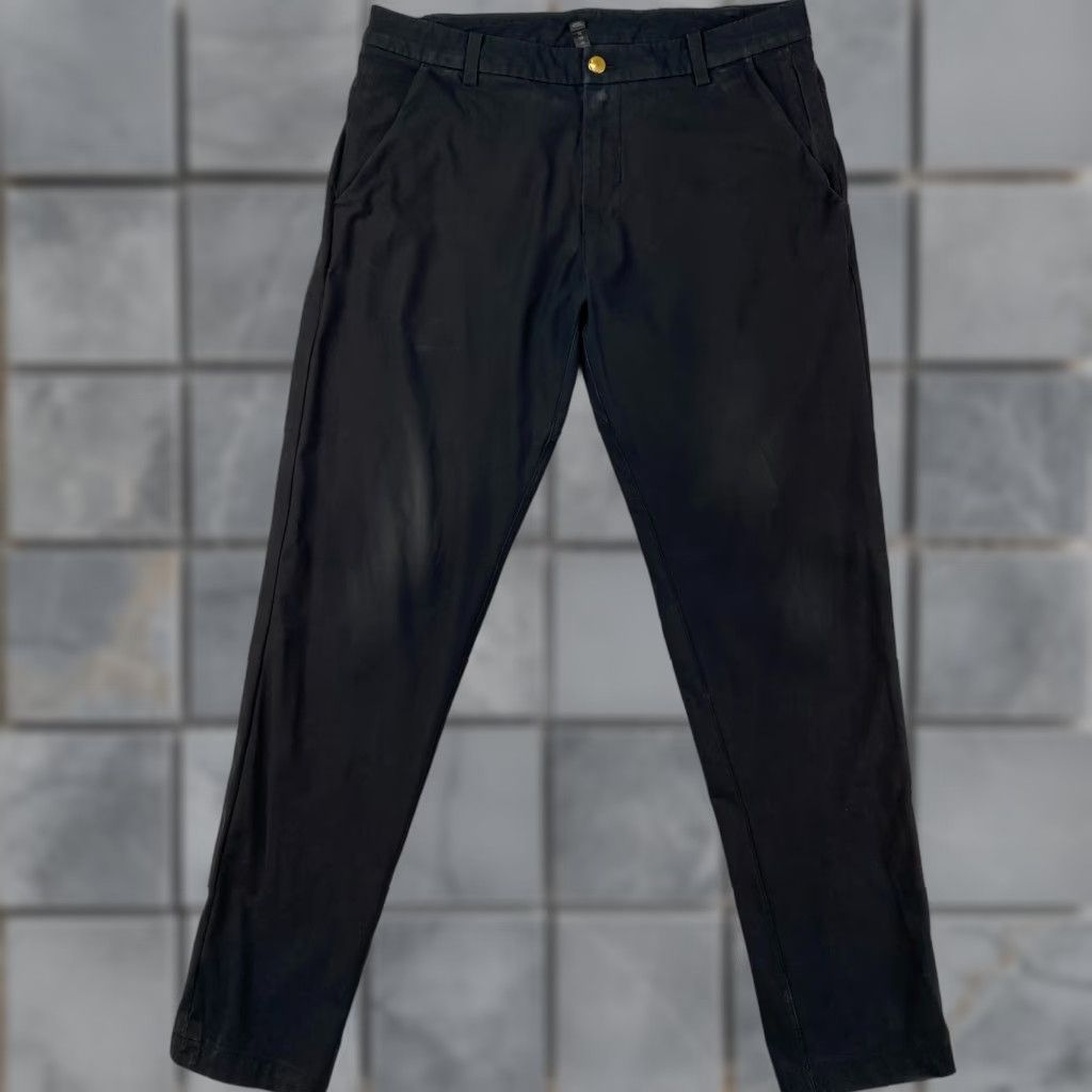 Lululemon Lululemon Pants Mens 33 Black Flat Front Tapered Chino Pockets Golf Performance Modern Casual Seasonal Materials Polyester Elastane Breathable Nos Size US 33 - 1 Thumbnail