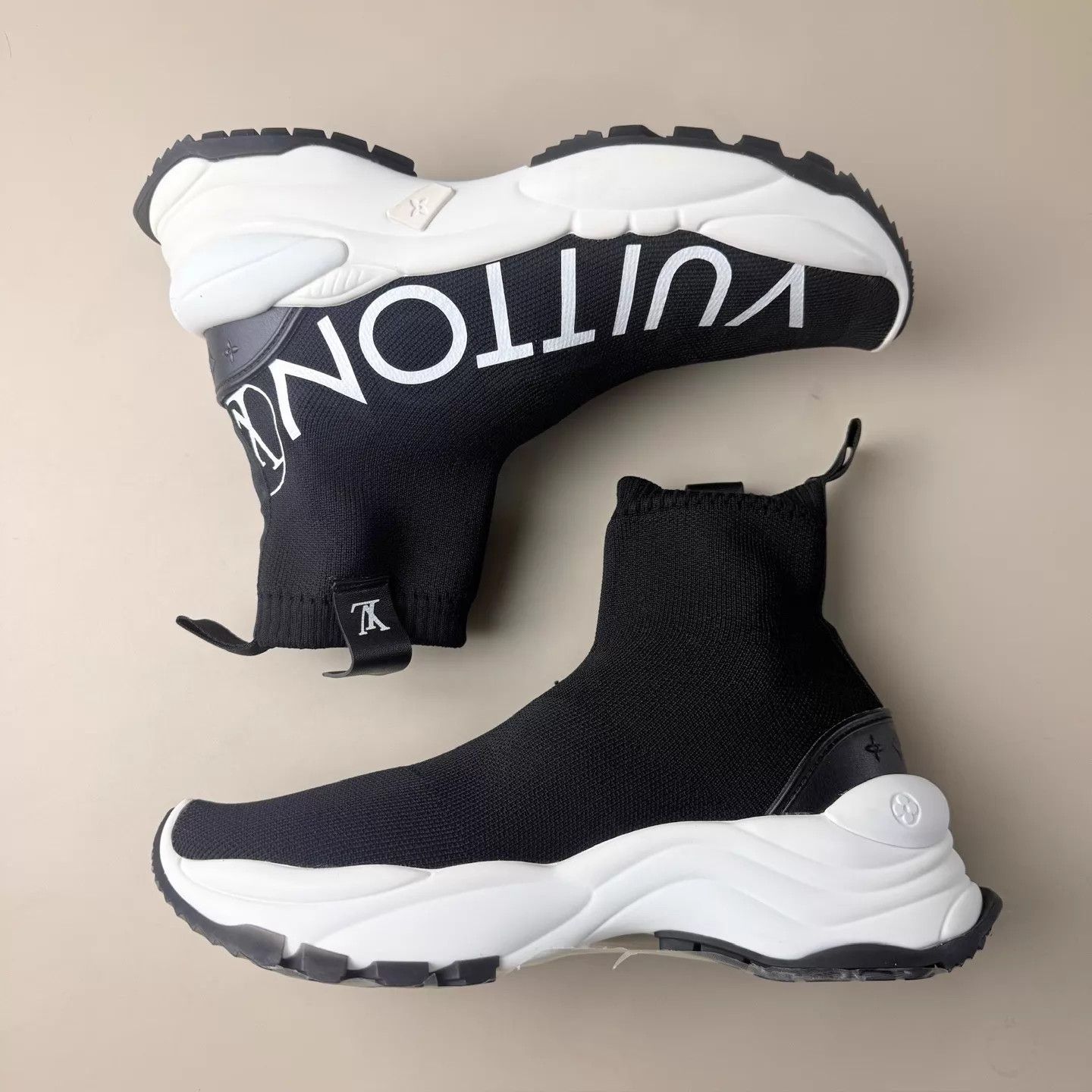 Louis Vuitton LV black white logo platform sock boot EUR 37.5 Size US 7 / IT 37 - 5 Thumbnail