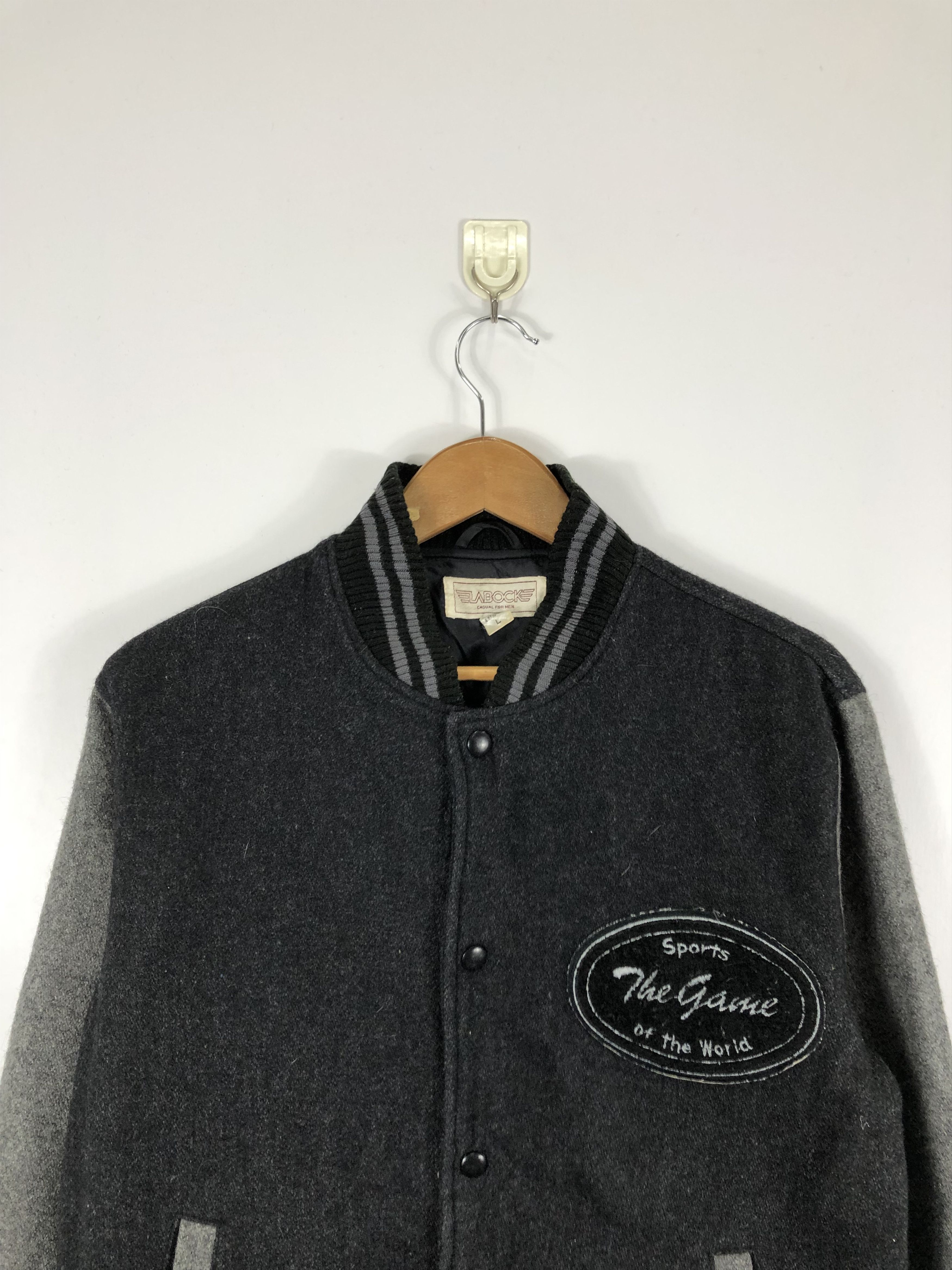 Japanese Brand Vintage Japanese Embroidery Varsity Jacket V0262 Size US L / EU 52-54 / 3 - 2 Thumbnail