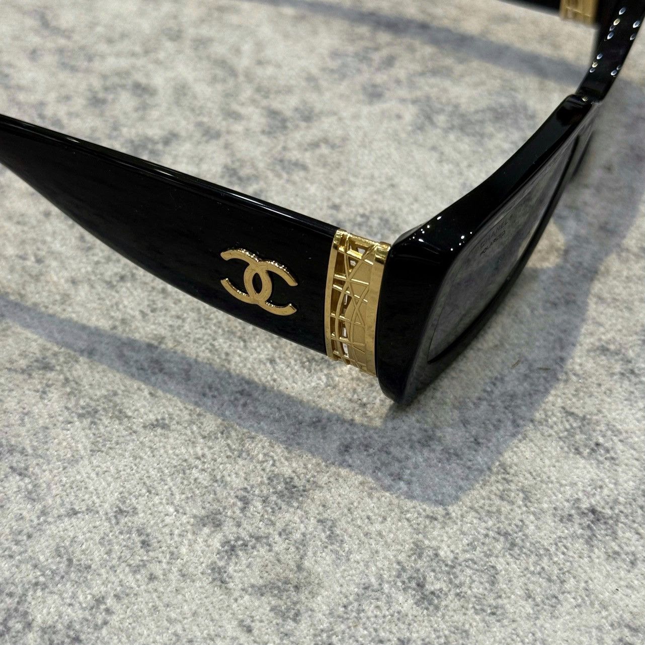 Chanel Chanel 0CH5534 C622S8 Size ONE SIZE - 3 Thumbnail