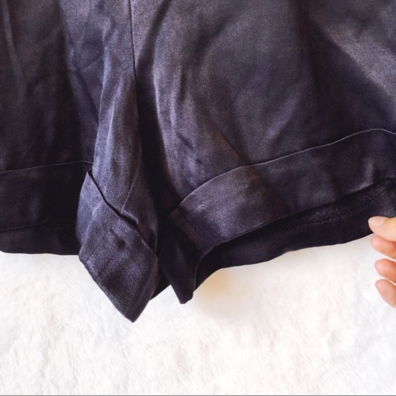 Loft LOFT Comfy Satin Shorts Size 27" / US 4 / IT 40 - 3 Thumbnail