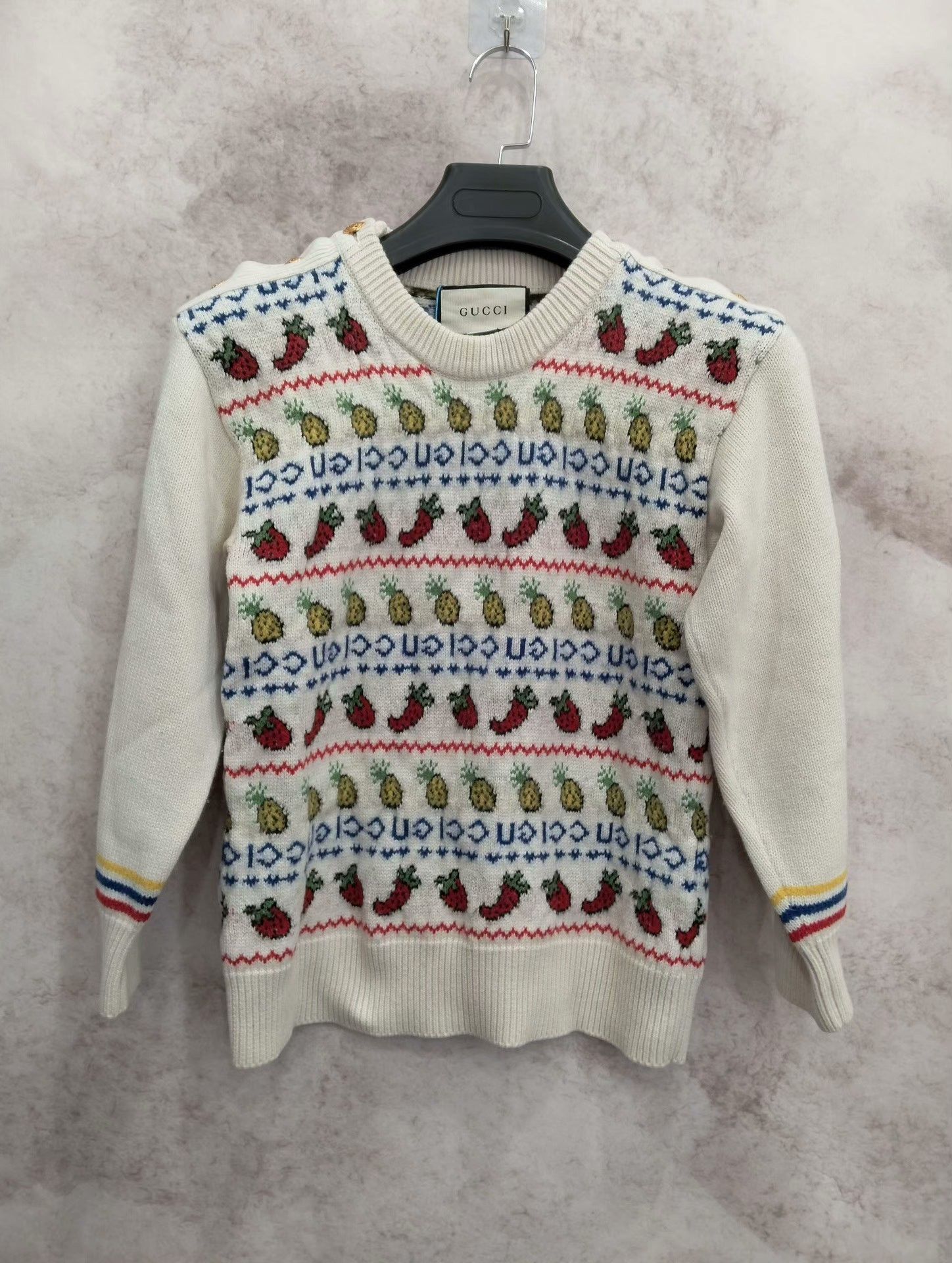 Gucci Gucci White Sweater with Fruit Patterns Size S / US 4 / IT 40 - 1 Thumbnail