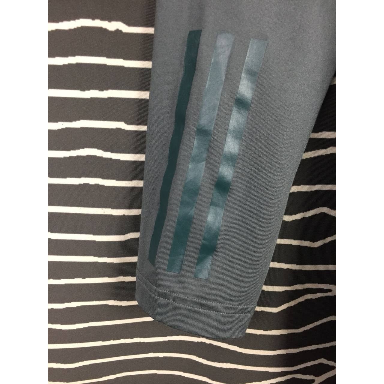 Adidas Adidas Small Logo Turtleneck Long Sleeve Activewear Tee Size US M / EU 48-50 / 2 - 5 Thumbnail