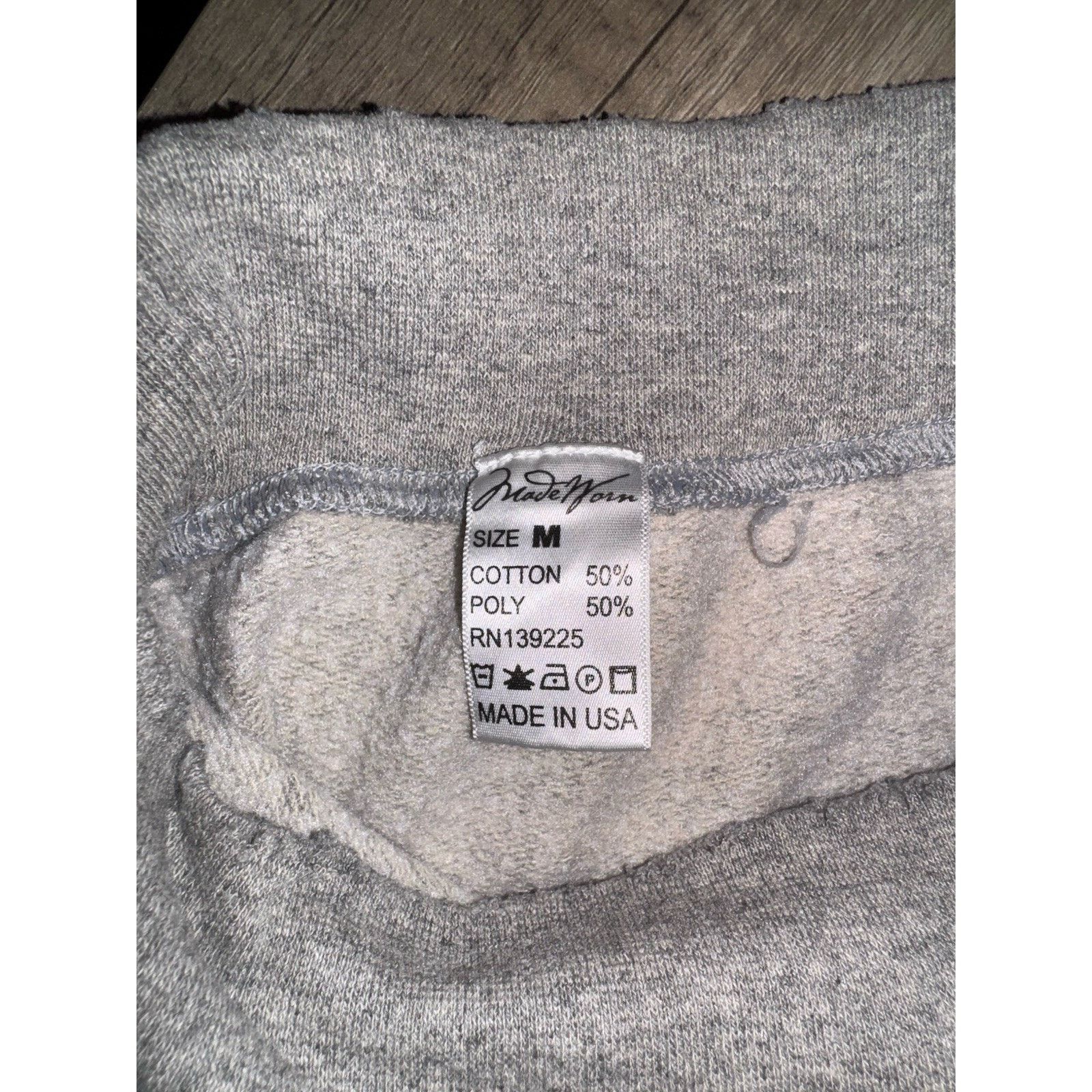 MadeWorn BLONDIE MADE WORN BRAND SWEATSHIRT SZ M RETRO VINTAGE STYLE Size US M / EU 48-50 / 2 - 3 Thumbnail