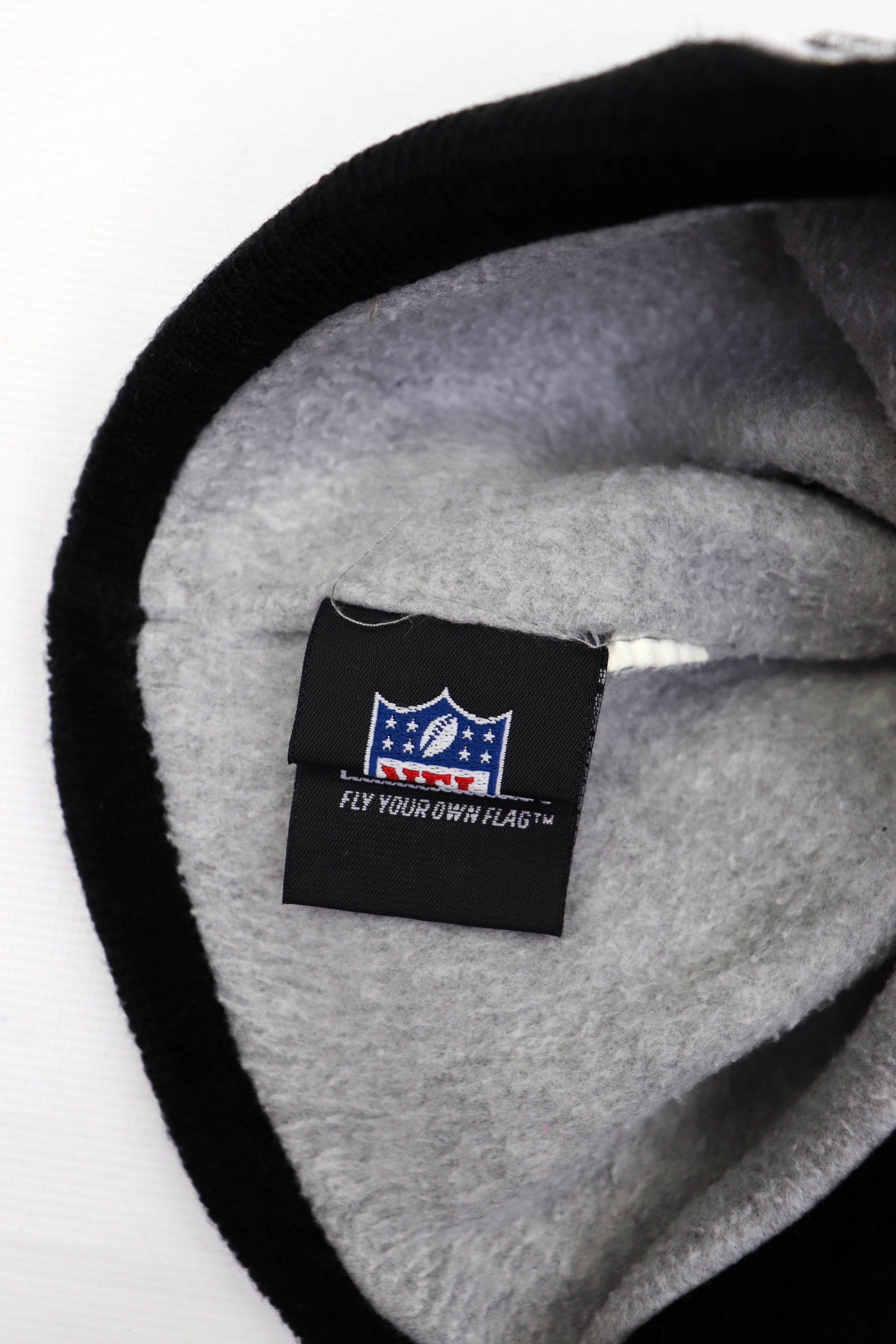 NFL New Era Oakland Raiders NFL Vintage Striped Beanie Hat Size ONE SIZE - 10 Thumbnail