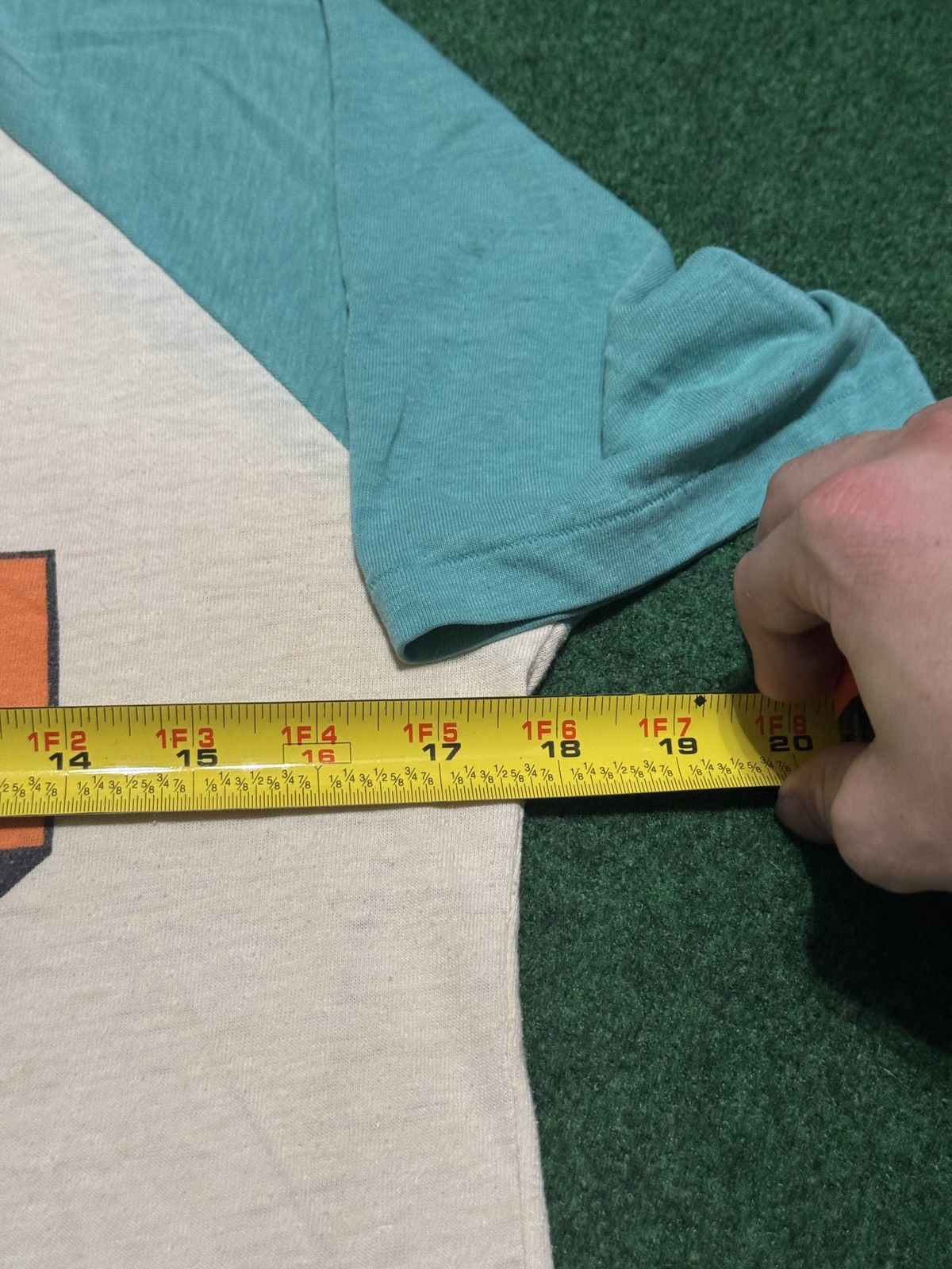 Vintage Vintage 60s 70s Y-100 Miami FM Raglan Radio Station T Shirt Size US S / EU 44-46 / 1 - 5 Thumbnail