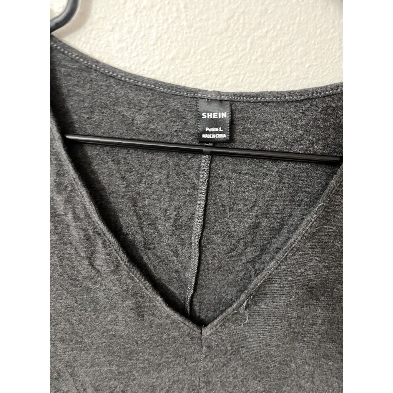 Shein SHEIN VINTAGE Dark Gray V-Neck Long Sleeve Tee Petite Large Casual Womens Size L / US 10 / IT 46 - 2 Thumbnail