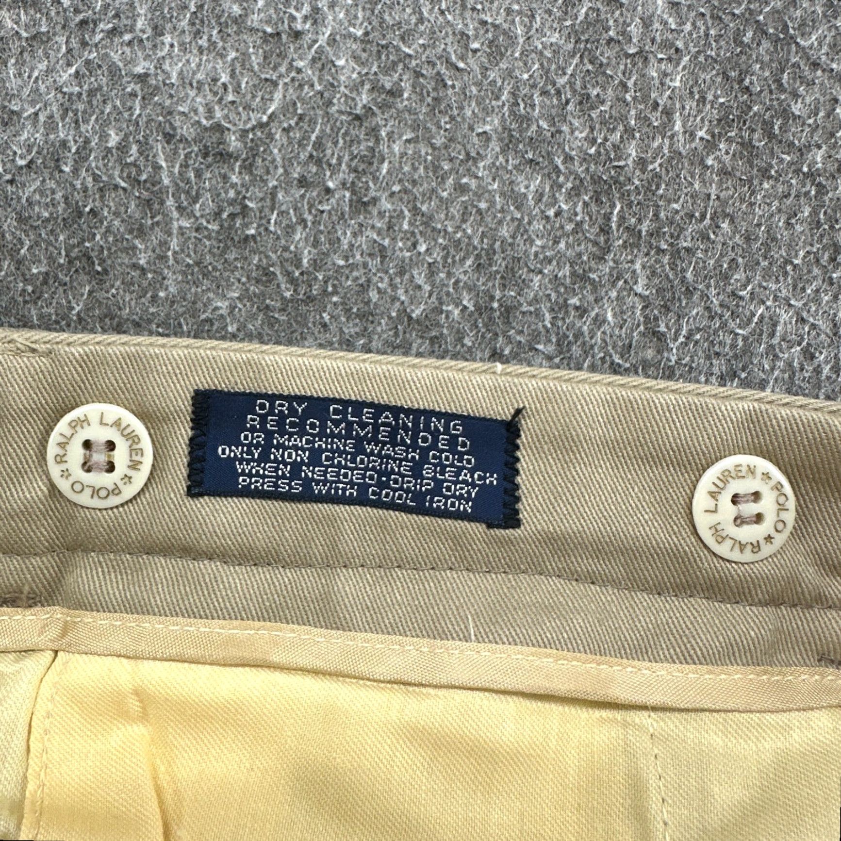 Polo Ralph Lauren VINTAGE Polo Ralph Lauren Pants Mens 34x30 Beige Chino Relaxed Pleated 80s 90s Size US S / EU 44-46 / 1 - 6 Thumbnail