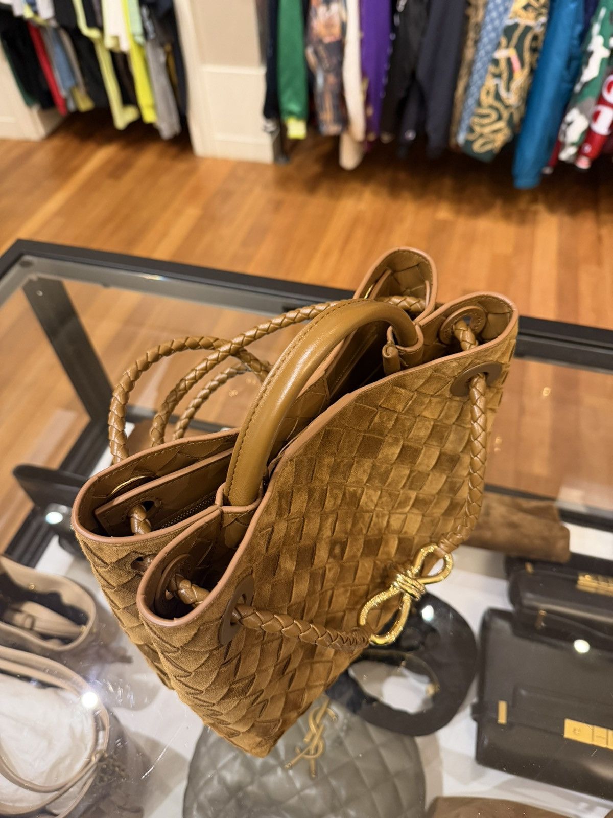 Bottega Veneta Bottega Veneta Andiamo Intrecciato Suede Shoulder Bag Size ONE SIZE - 5 Thumbnail