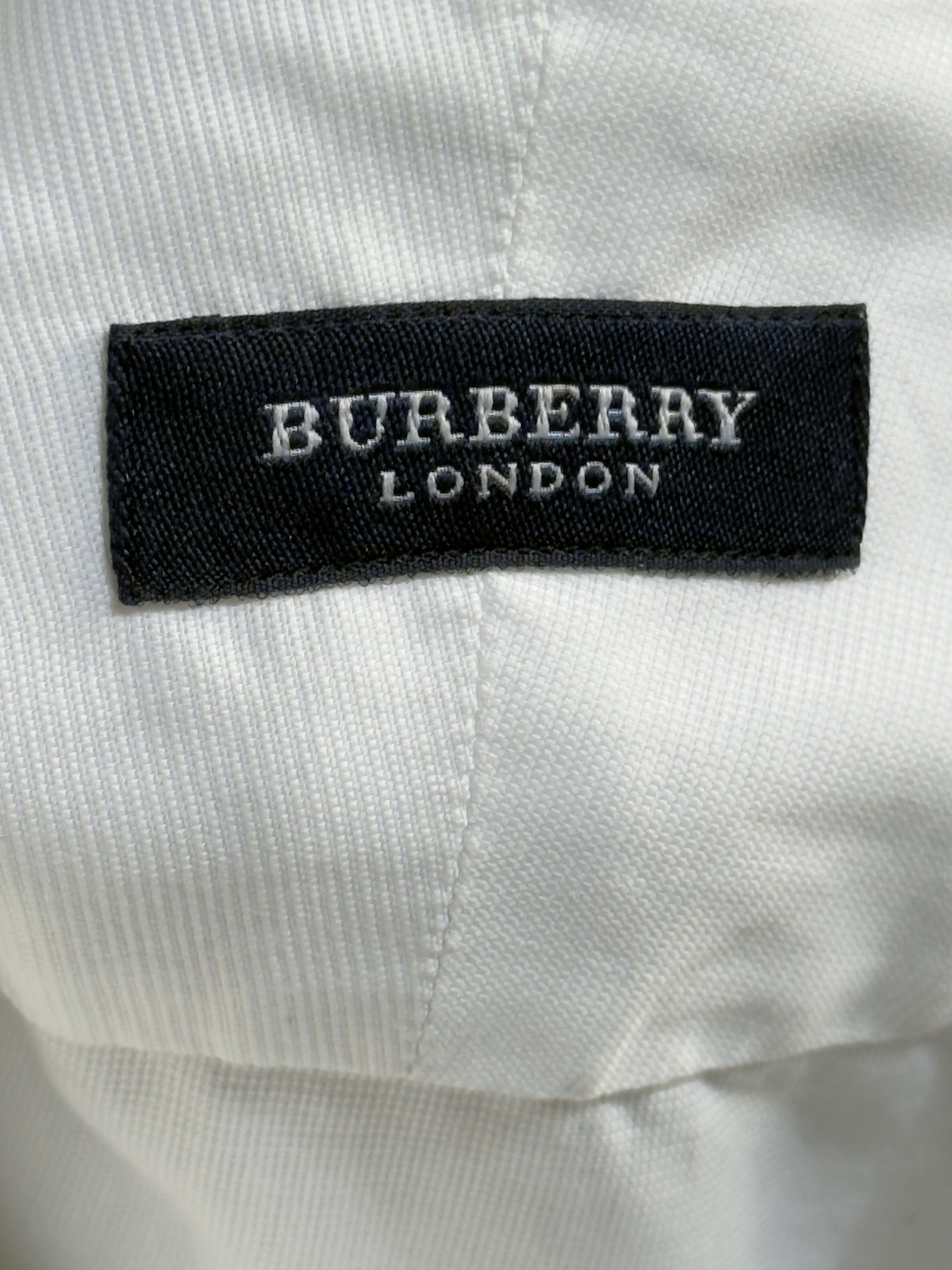 Burberry 🔥 Burberry white shirt cotton size L Size US L / EU 52-54 / 3 - 9 Thumbnail