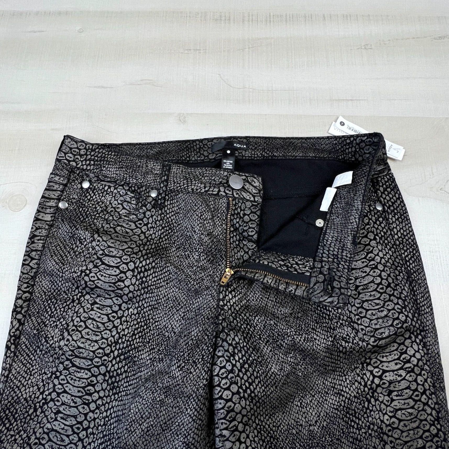 AQUA Aqua Rock Me Womens Skinny Jeans Black Snakeskin Denim Size 31 Waist 32 in Size 24" / US 00 / IT 34 - 3 Thumbnail