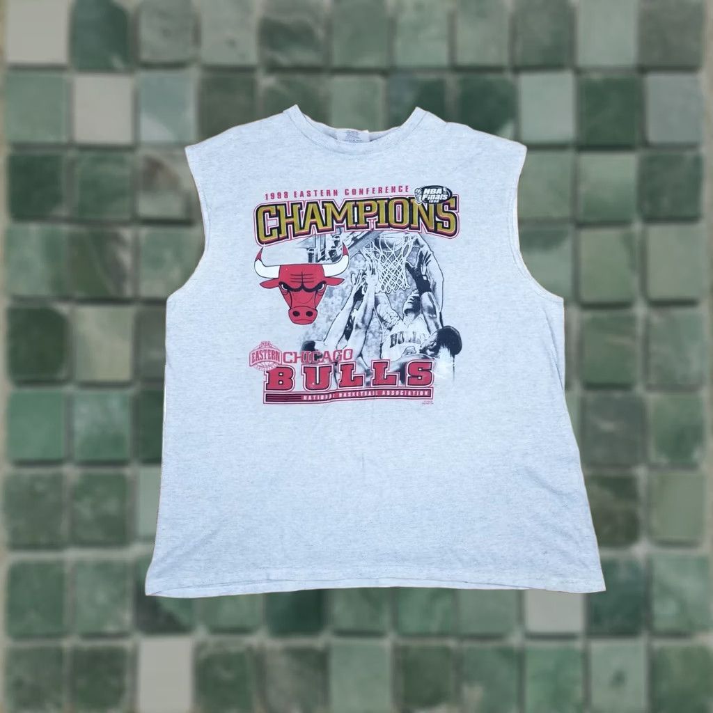 NBA VINTAGE 1989 CHICAGO BULLS EASTERN CONFERENCE CHAMPIONS NBA T-SHIRT XL Mens Size US XL / EU 56 / 4 - 1 Thumbnail