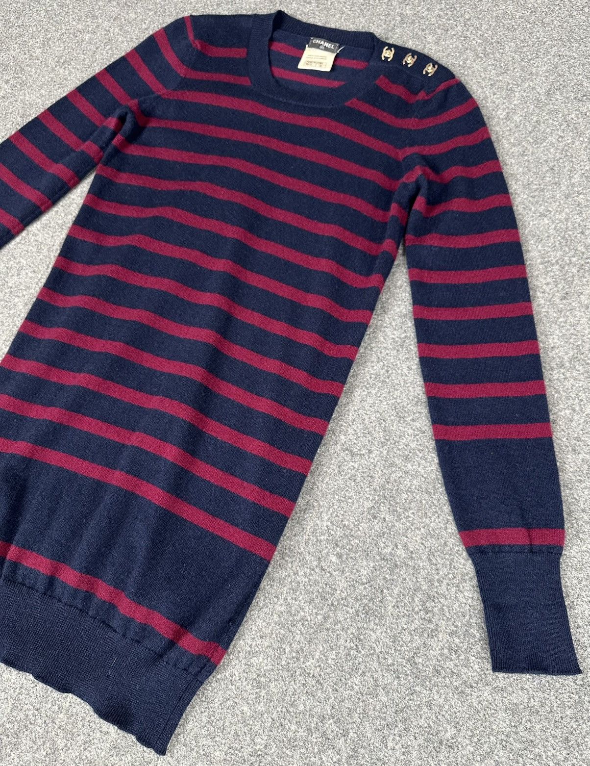 Chanel Chanel - Karl Lagerfeld 2011 Cashmere Jumper Dress Turn Lock Size XS / US 0-2 / IT 36-38 - 4 Thumbnail