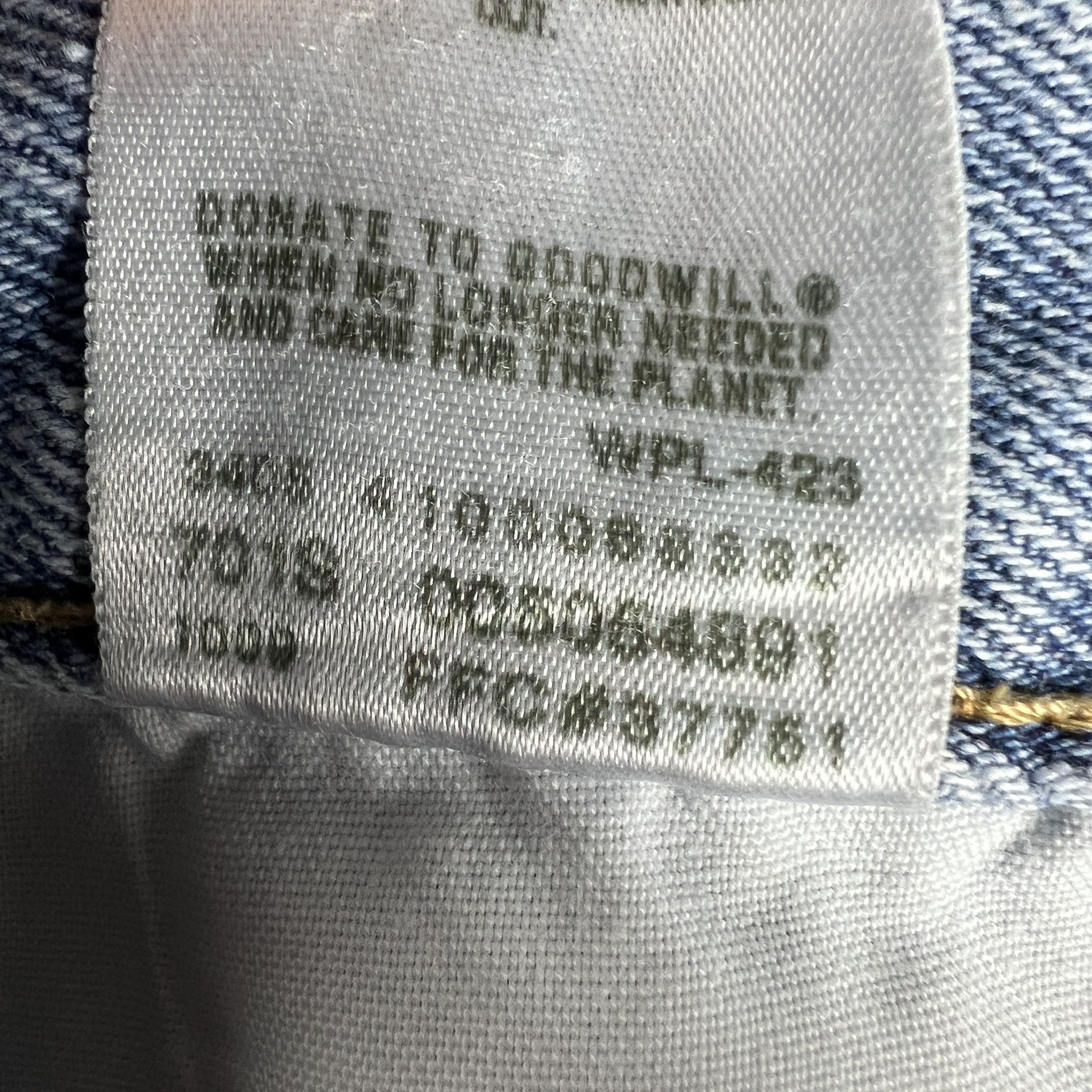 Levi's Y2K Levi's Jean 505 Straight Blue Distressed Denim Size US 33 - 10 Thumbnail