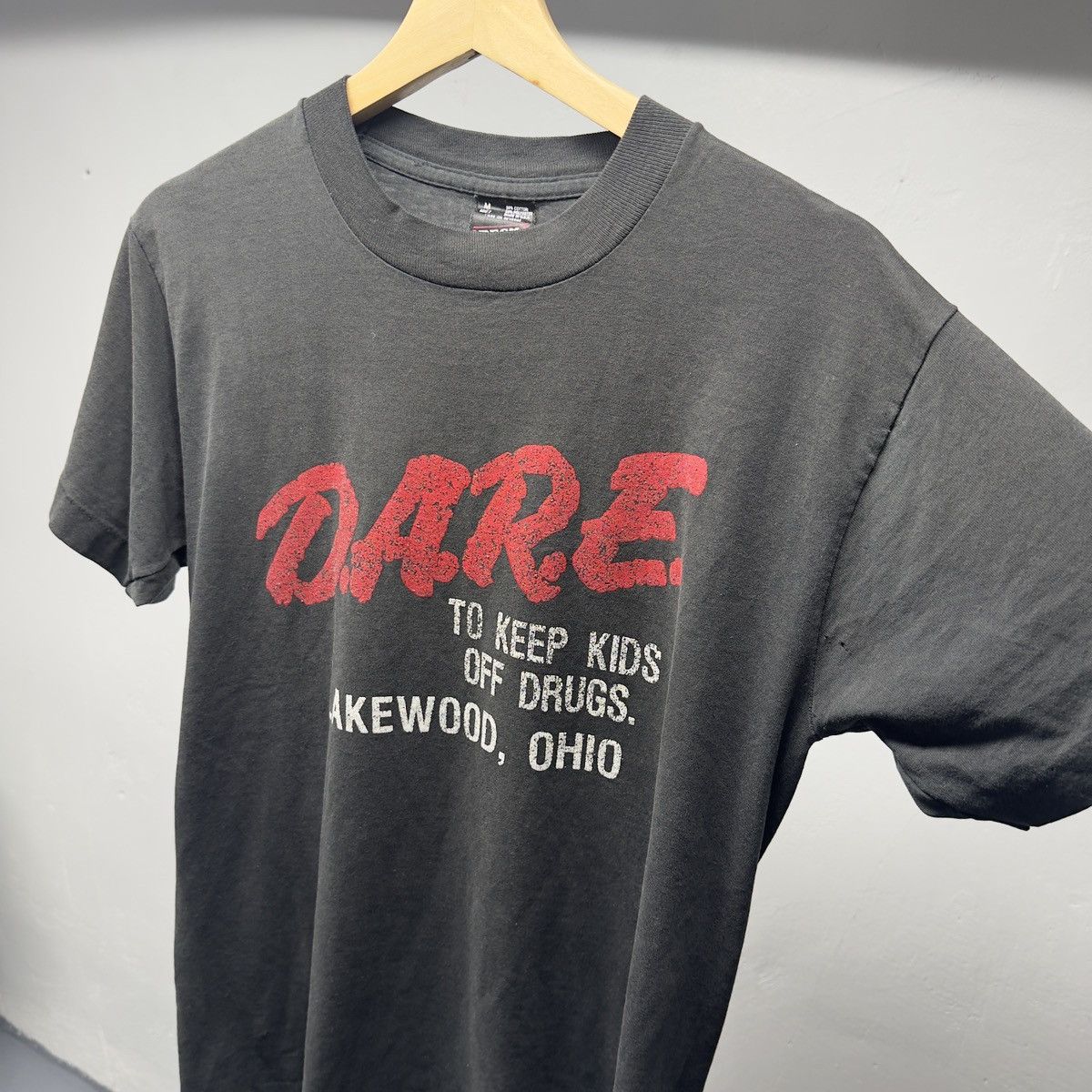 Vintage Thrashed DARE Keep Kids Off Drugs Shirt ERD Grunge Size US M / EU 48-50 / 2 - 5 Thumbnail