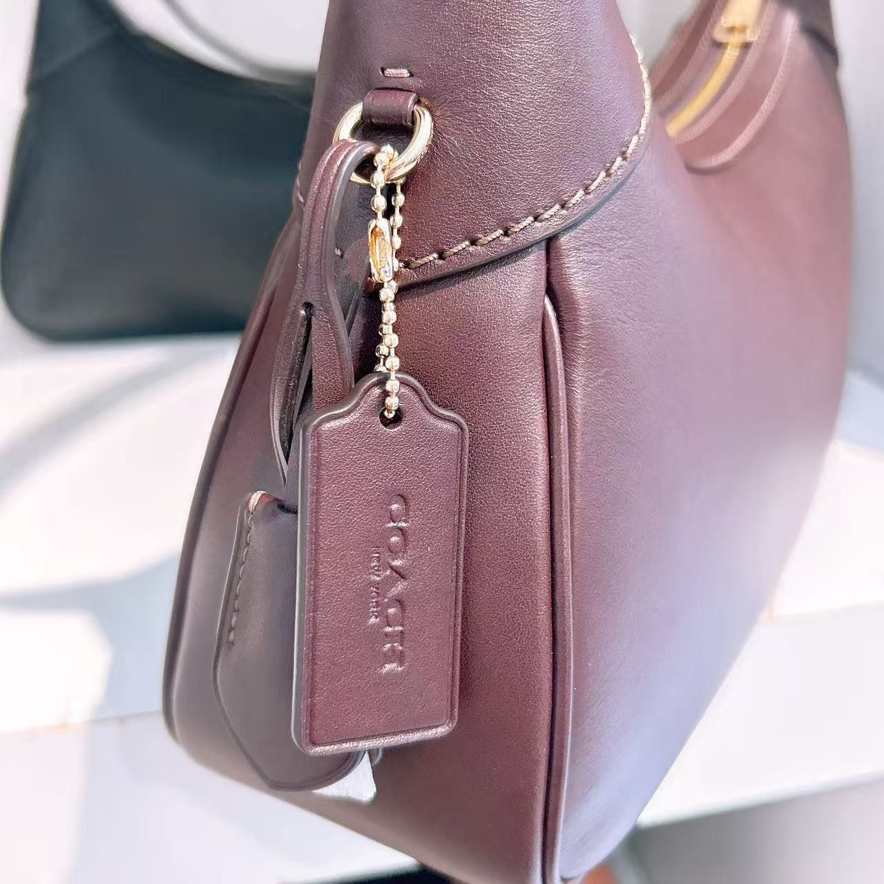 Coach Ella Small Shoulder Bag CDV35 Size ONE SIZE - 4 Thumbnail