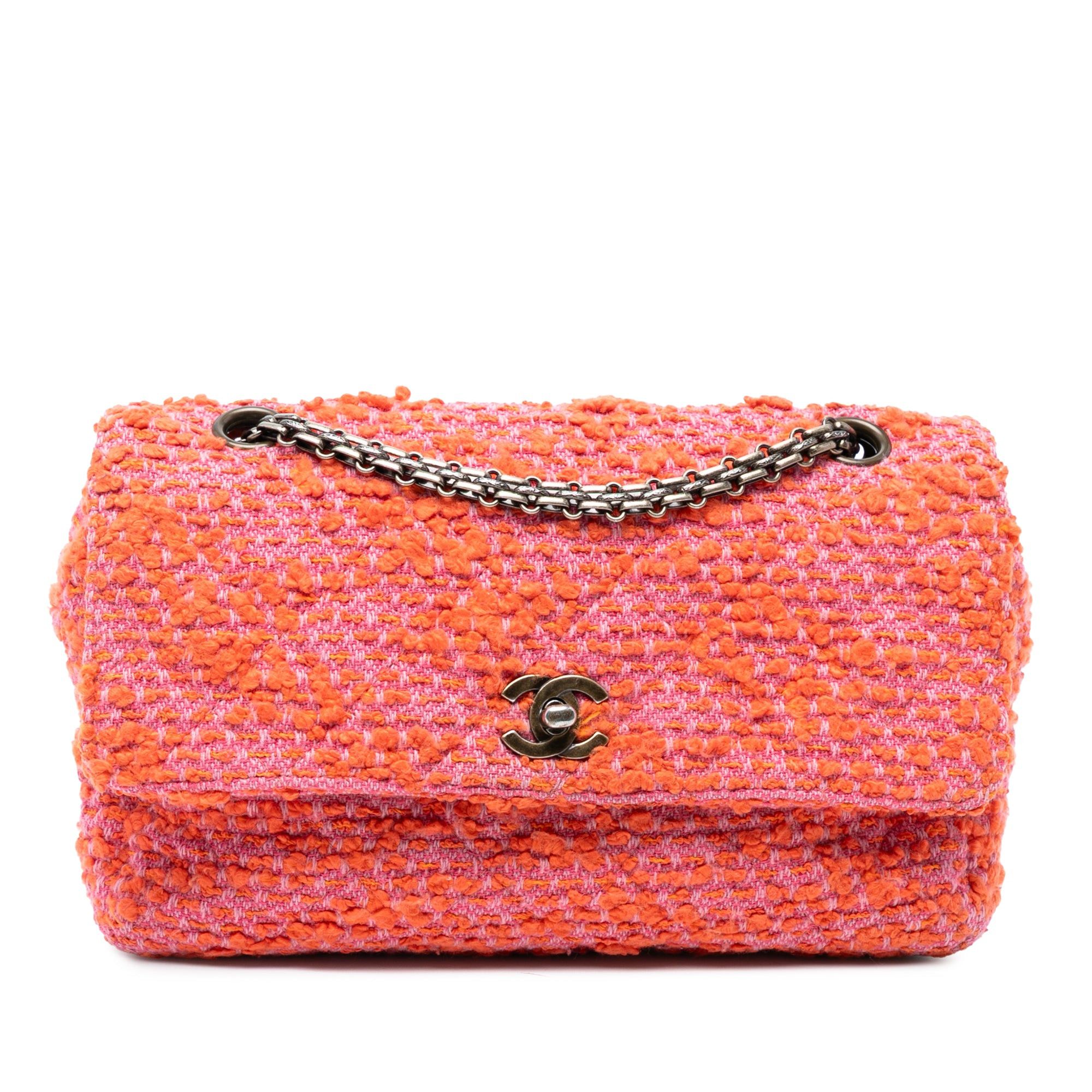 Chanel CC Quilted Tweed Flap Size ONE SIZE - 1 Thumbnail