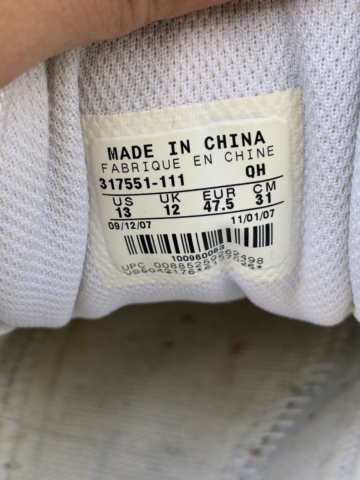 Nike NIke Air Max Wright Running Shoes Triple White Mens Size 13 Size US 13 / EU 46 - 9 Thumbnail