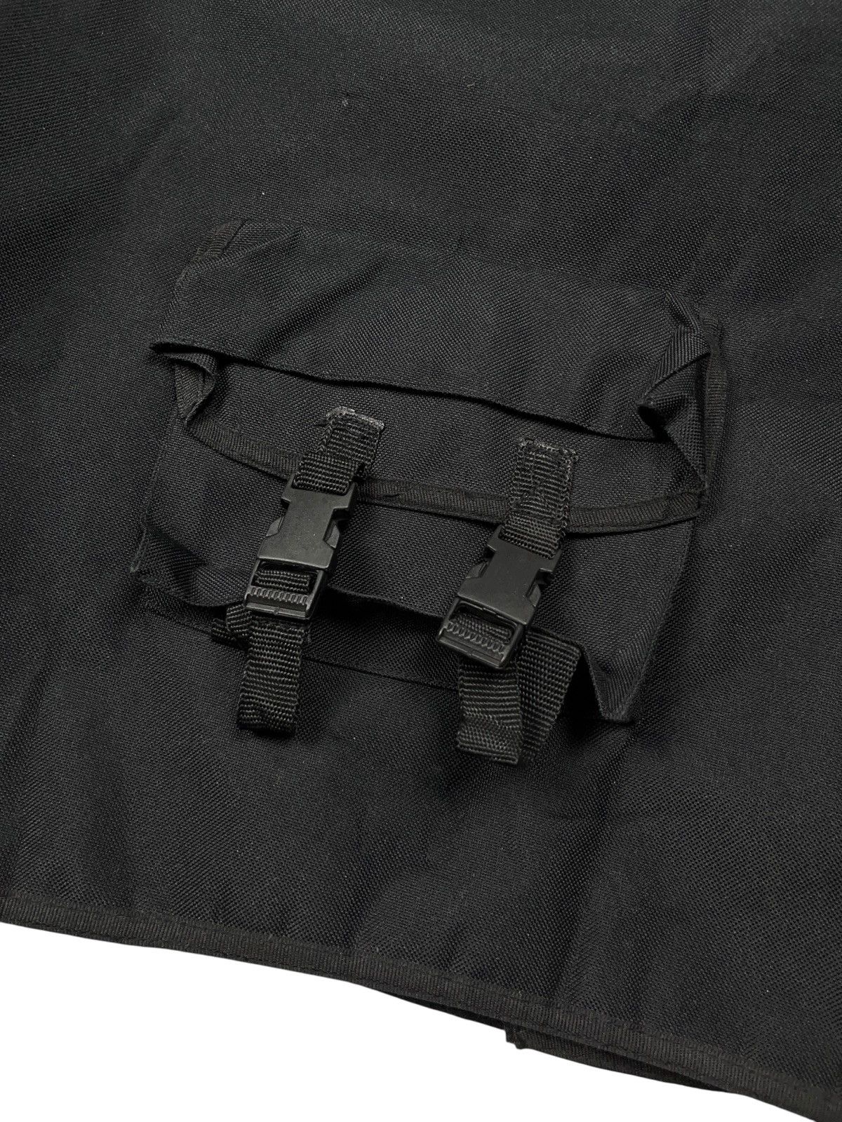 Expert Horror Vintage Resident Evil 2002 Promo Vest Tactical Game Movie Size US XL / EU 56 / 4 - 8 Thumbnail