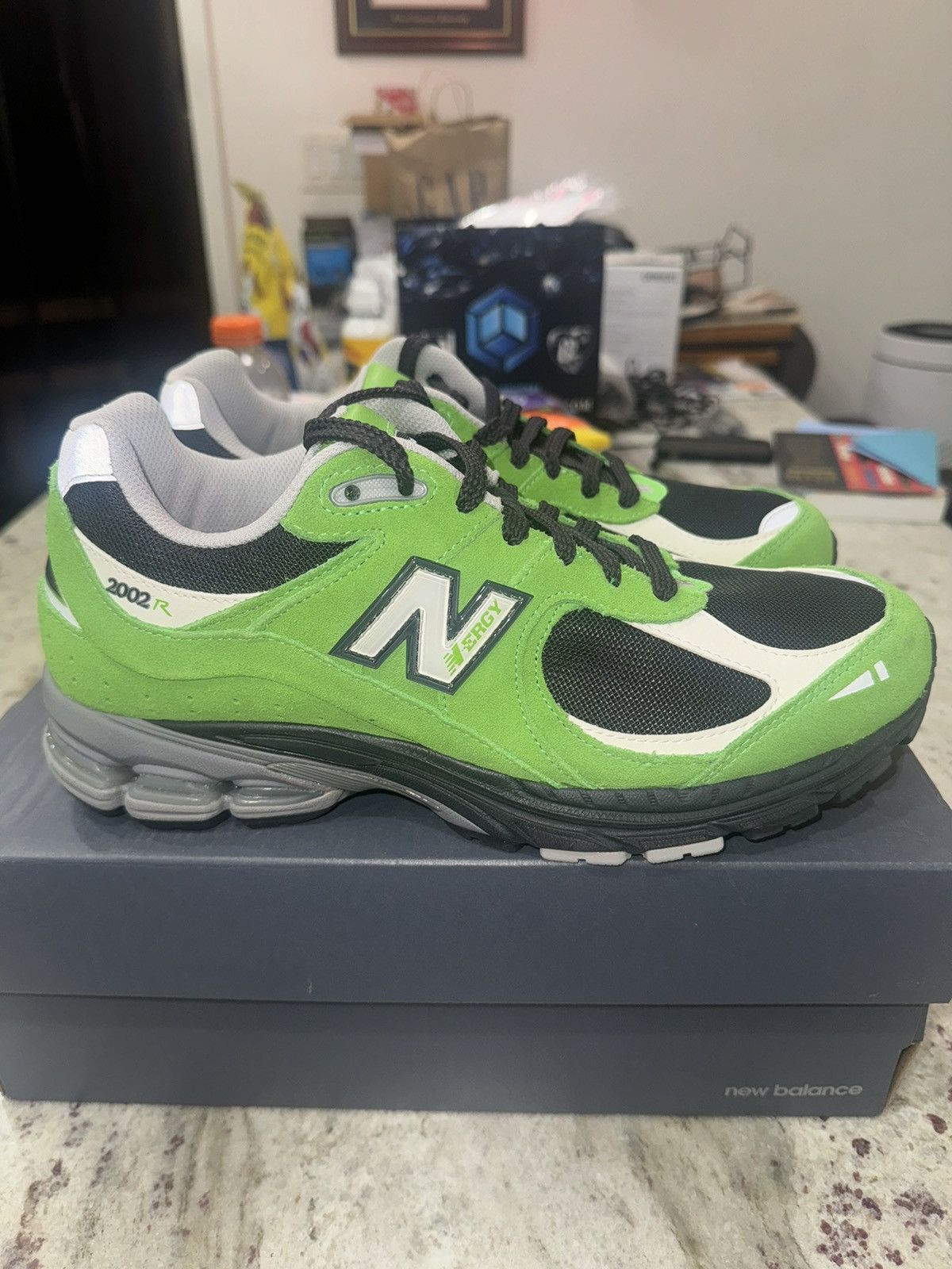 New Balance New Balance 2002R Good Vibes Pack Green Size US 9 / EU 42 - 1 Thumbnail