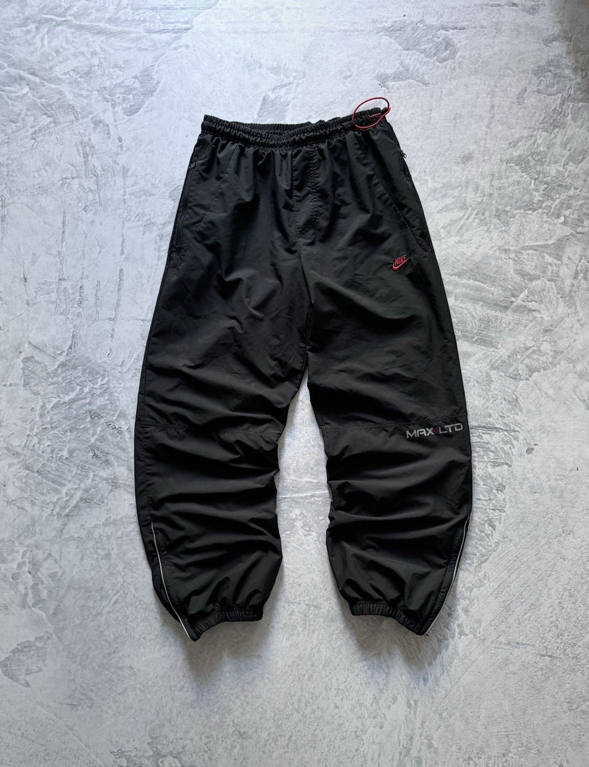 Nike × Vintage 00s Nike Vintage Nylon Airmax Joogers Pants Y2K Baggy Drill Size US 32 / EU 48 - 1 Thumbnail