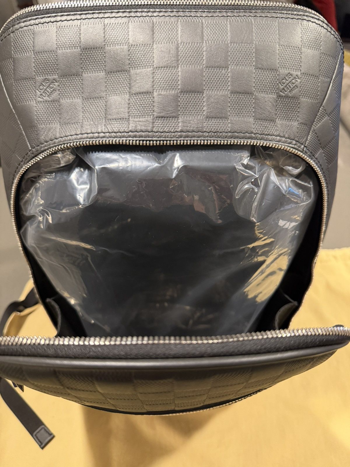 Louis Vuitton LOUIS VUITTON Michael NV2 Damier Infini Leather Backpack Size ONE SIZE - 4 Thumbnail