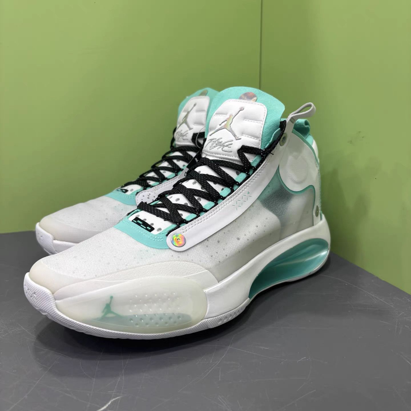 Jordan Brand Air Jordan PE Basketball Shoes K15 Size US 10 / EU 43 - 1 Thumbnail