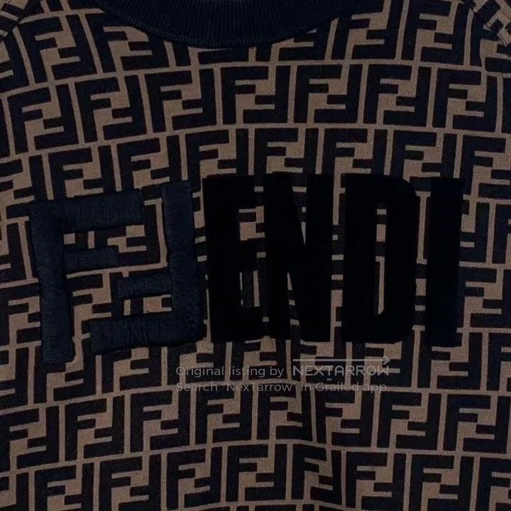 Fendi Fendi Logo All. Size US S / EU 44-46 / 1 - 4 Thumbnail