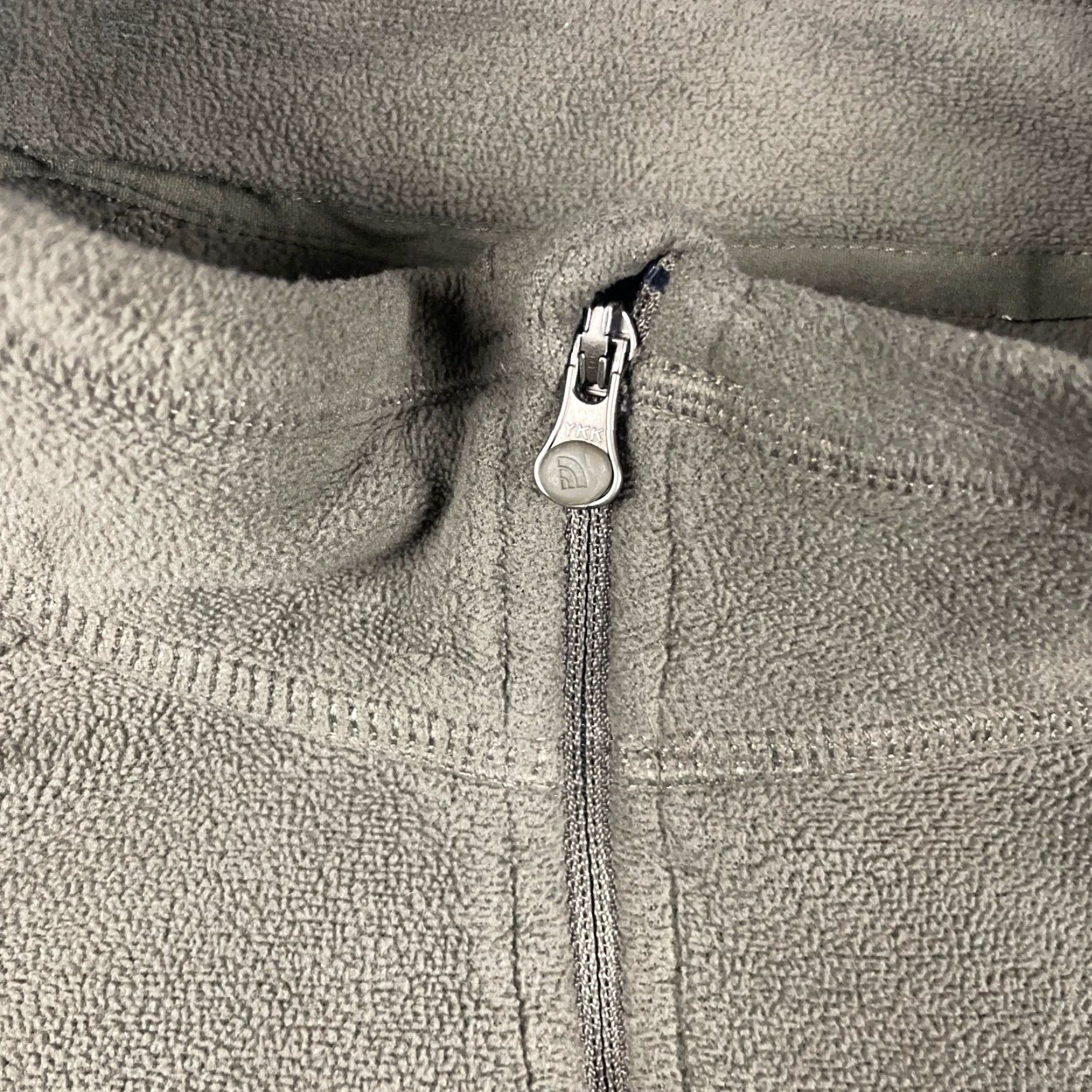 The North Face The North Face Sweatshirt Mens Fleece Jacket Pullover 1/4 Zip Gray Large Adult M 1/4 Zip Mock Neck Logo Casual Travel Outdoors Size US M / EU 48-50 / 2 - 4 Thumbnail