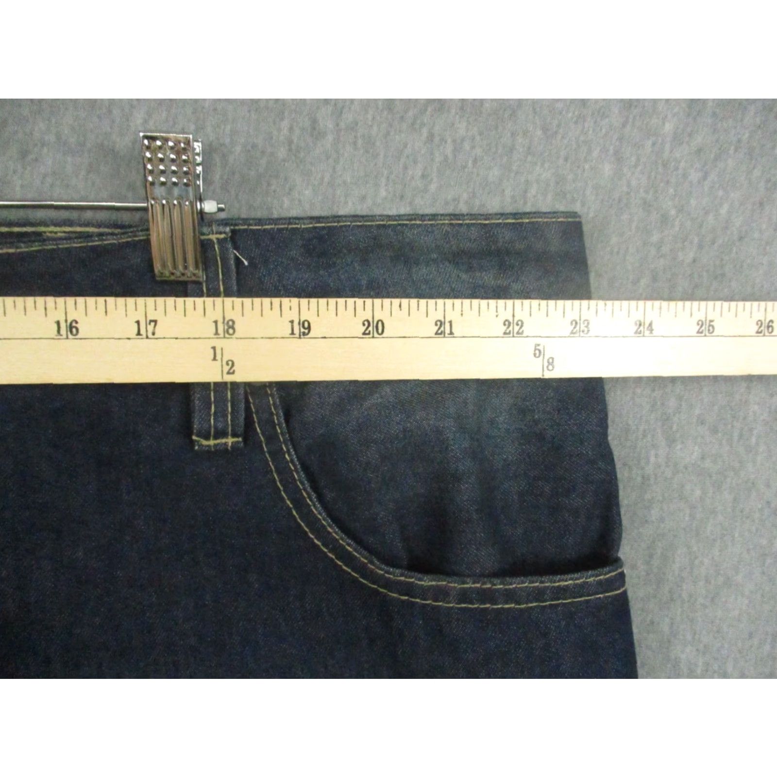 Ecko Unltd. VINTAGE Ecko Unltd Jeans Shorts Denim 44 Baggy Relaxed Wide Leg Men 44 Blue Cotton Denim 5-Pocket Hip Hop Retro 90s Boys Mens Shorts Size US 44 / EU 60 - 3 Thumbnail