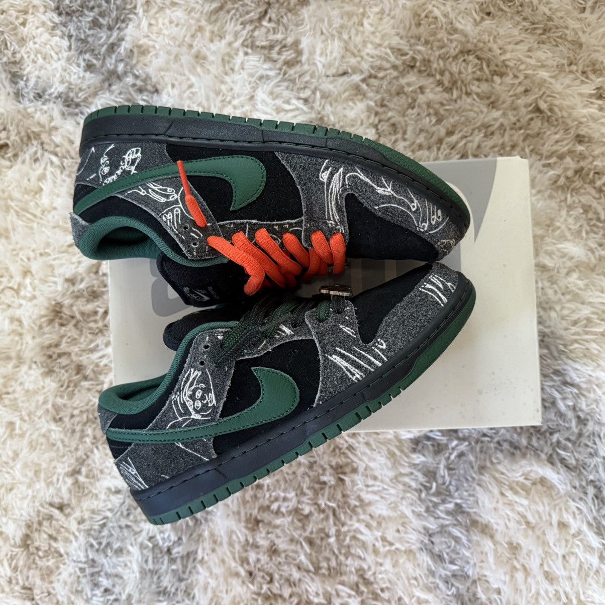 Nike SB Nike sb x there skateboards dunk low Size US 7.5 / EU 40-41 - 1 Thumbnail