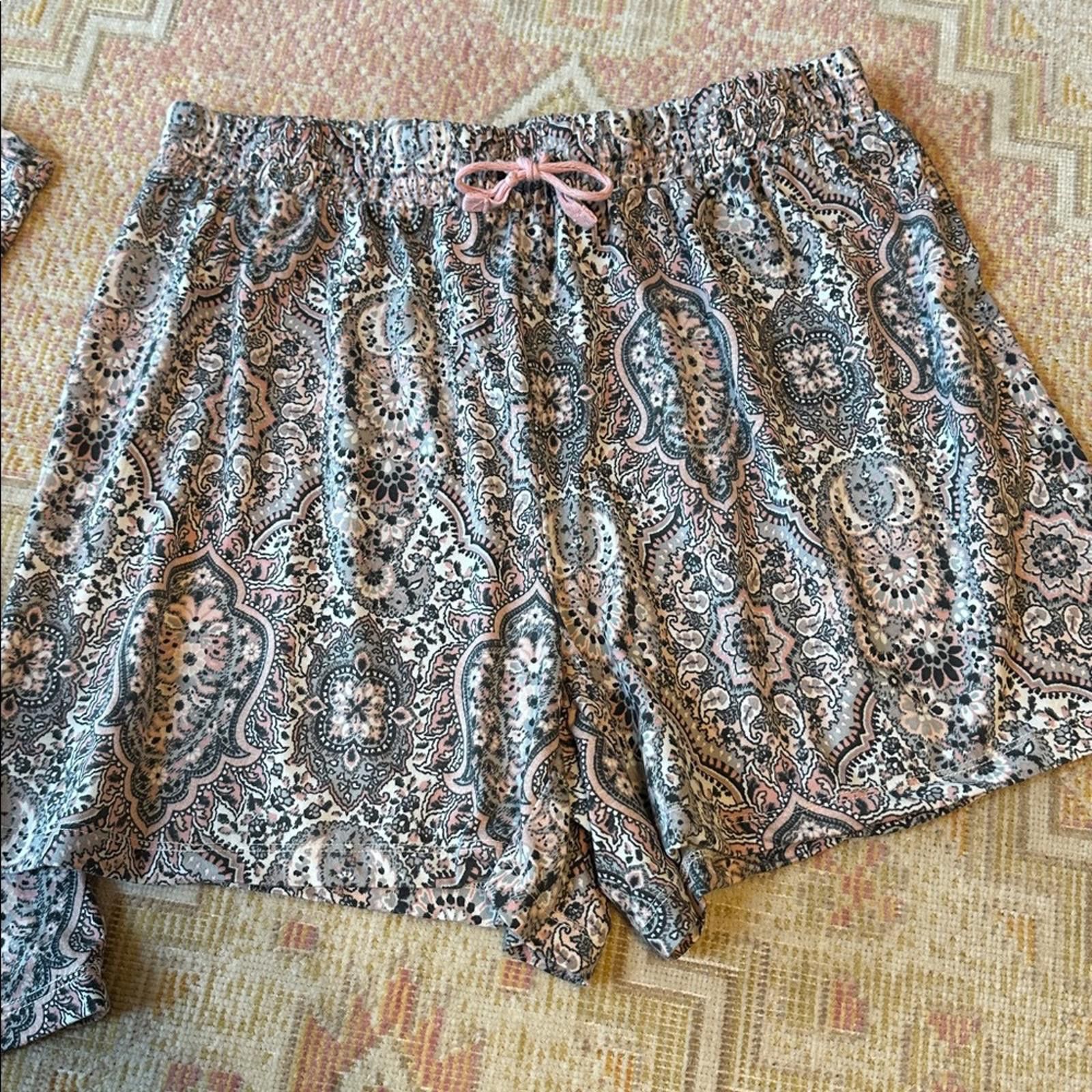 Other Ink & Ivy Large Soft Sleepwear Set Gray Pink Tank Shorts Size ONE SIZE - 4 Thumbnail