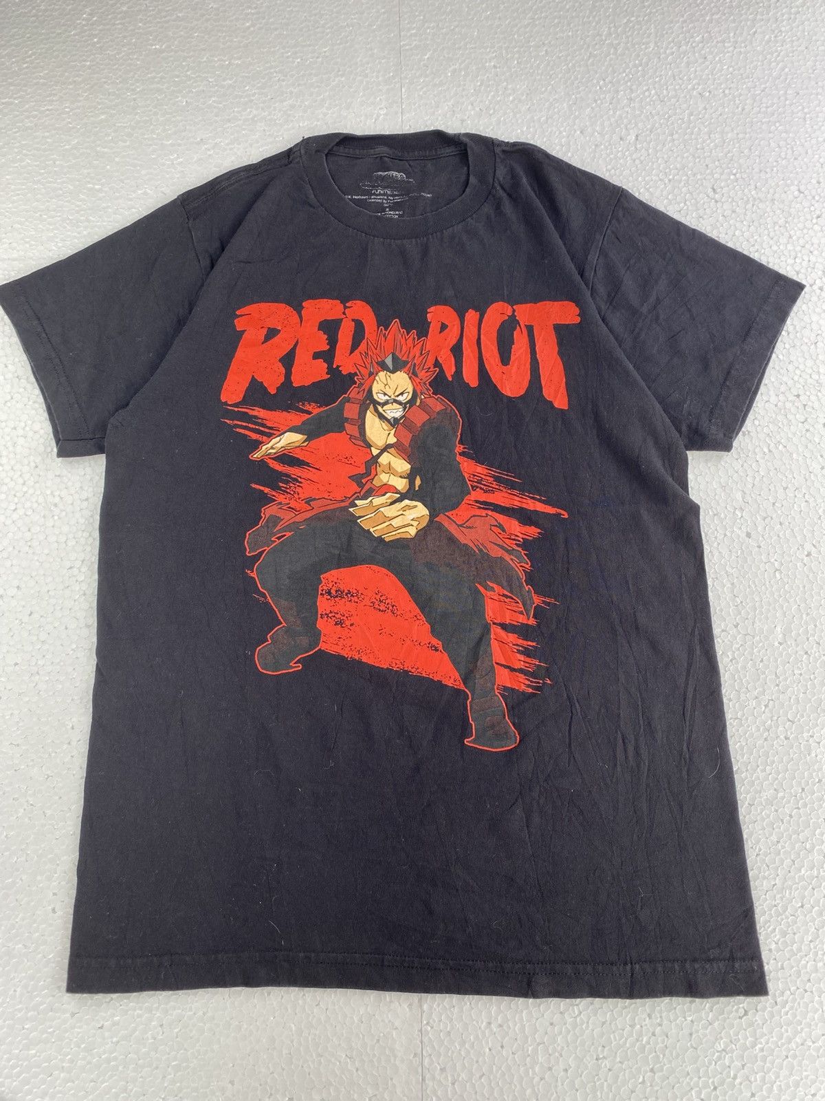 Anime × Vintage MY HERO ACADEMIA RED RIOT Tshirt (B13) Size US S / EU 44-46 / 1 - 1 Thumbnail