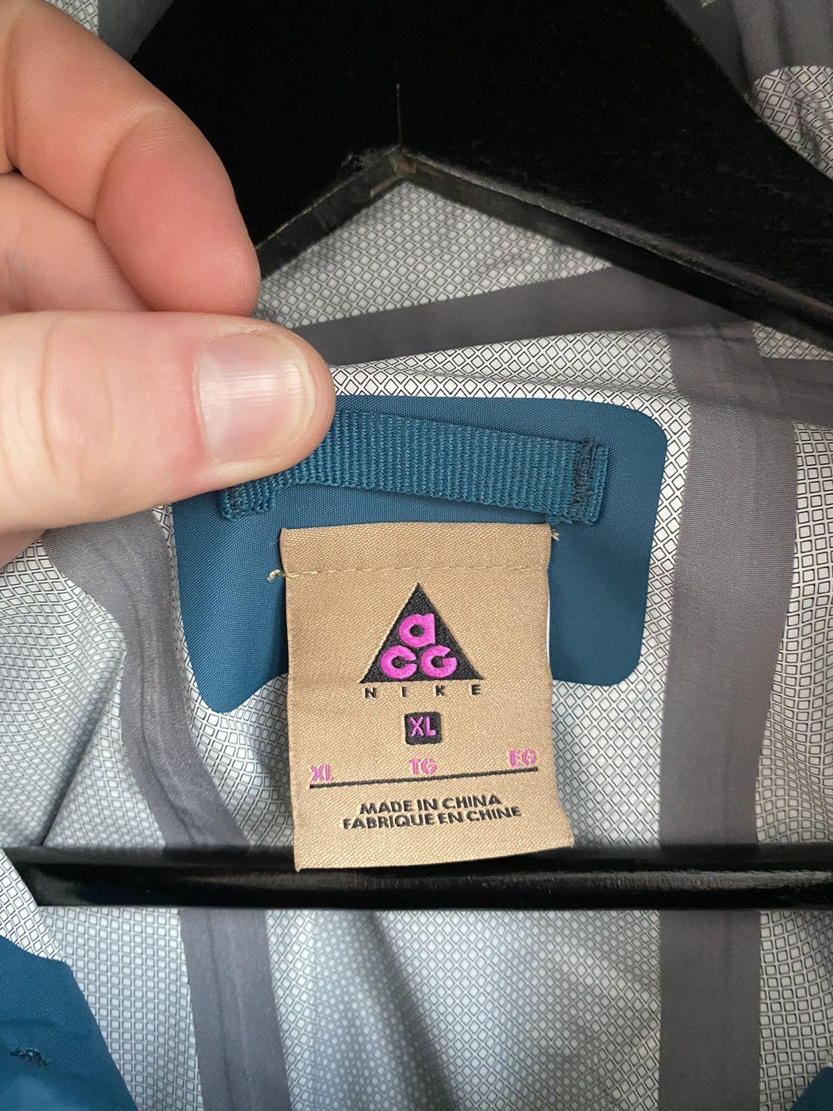 Nike ACG Long Sleeve Men's Packable Jacket
