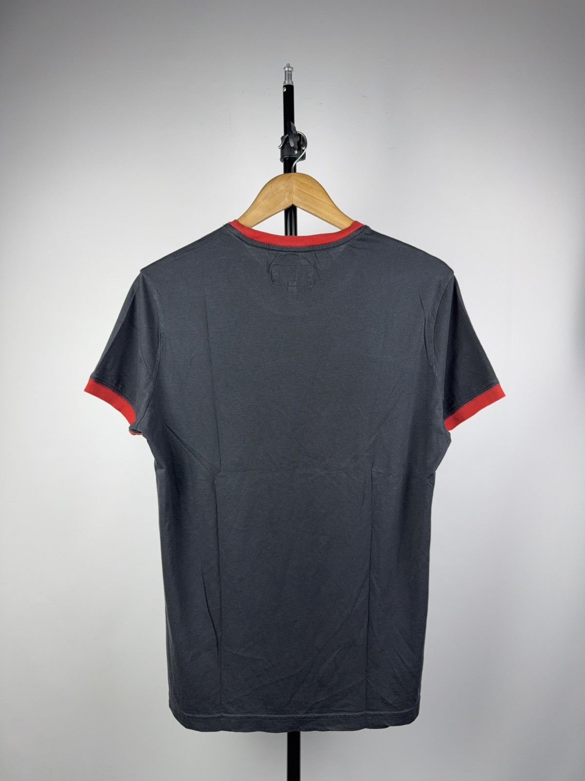 Armani Retro 00s Armani Jeans Red Trim Logo Ringer T-Shirt Navy Size US L / EU 52-54 / 3 - 10 Thumbnail