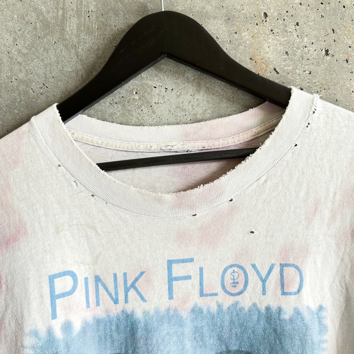 90’s Tie-Dye PINK FLOYD 1994 Tour T-Shirt