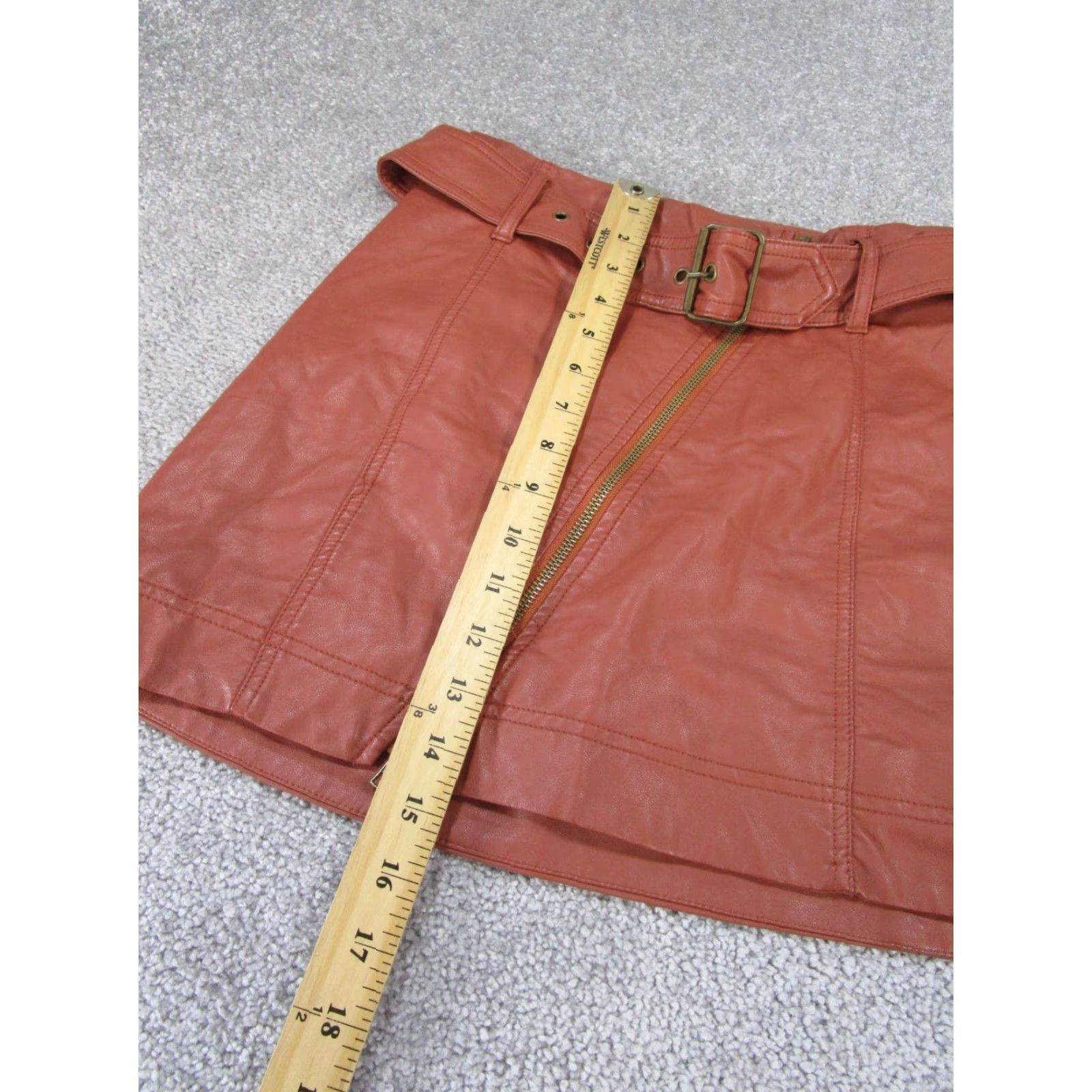 Free People Free People Skirt Womens 2 Short Red Faux Leather Zipper A-Line Size 26" / US 2 / IT 38 - 3 Thumbnail