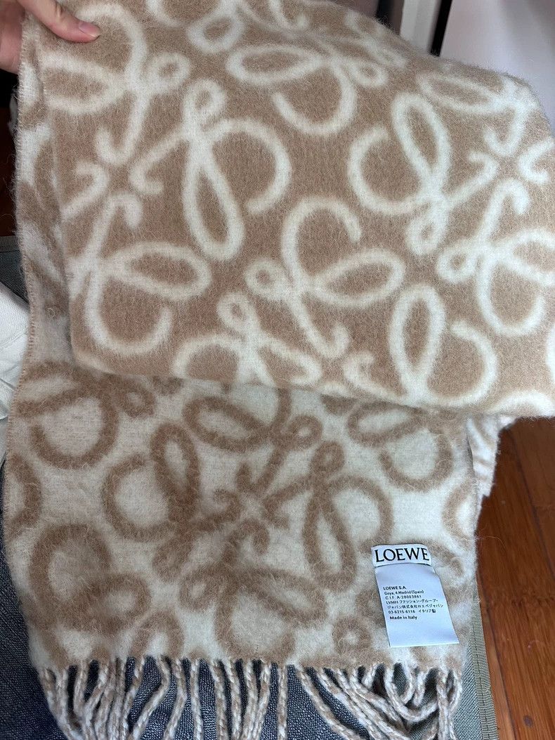 Loewe LOEWE Cotton wool scarf large scarf shawl women khaki beig Size ONE SIZE - 2 Thumbnail