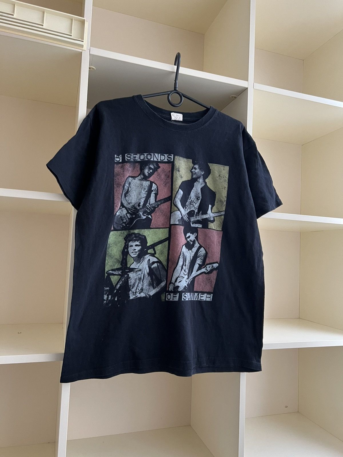 Band Tees Vintage 5 Seconds of Summer Band Tee Rock T-Shirt Size L Size US L / EU 52-54 / 3 - 6 Thumbnail
