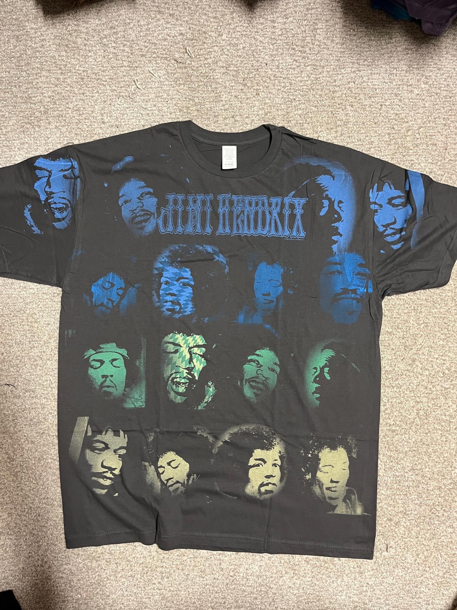 Designer Vintage Jimi Hendrix T-shirt - AOP Spraypaint Hendrix Faces Size US M / EU 48-50 / 2 - 1 Thumbnail