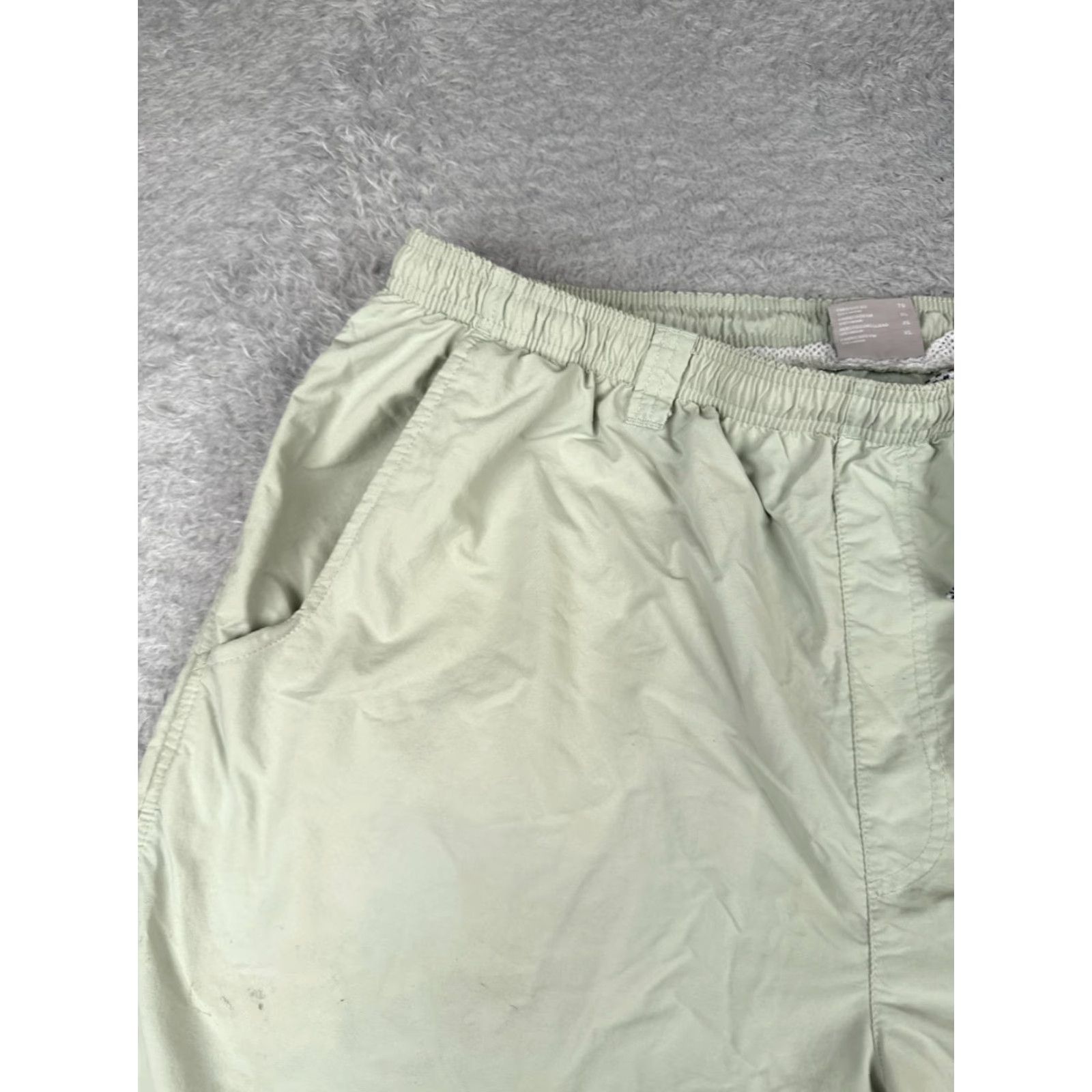 Vintage Columbia Men Shorts Outdoor Green PFG Nylon Omni-Shade Casual Cargo Pocket 8 in Inseam XL Regular Size US 36 / EU 52 - 4 Thumbnail