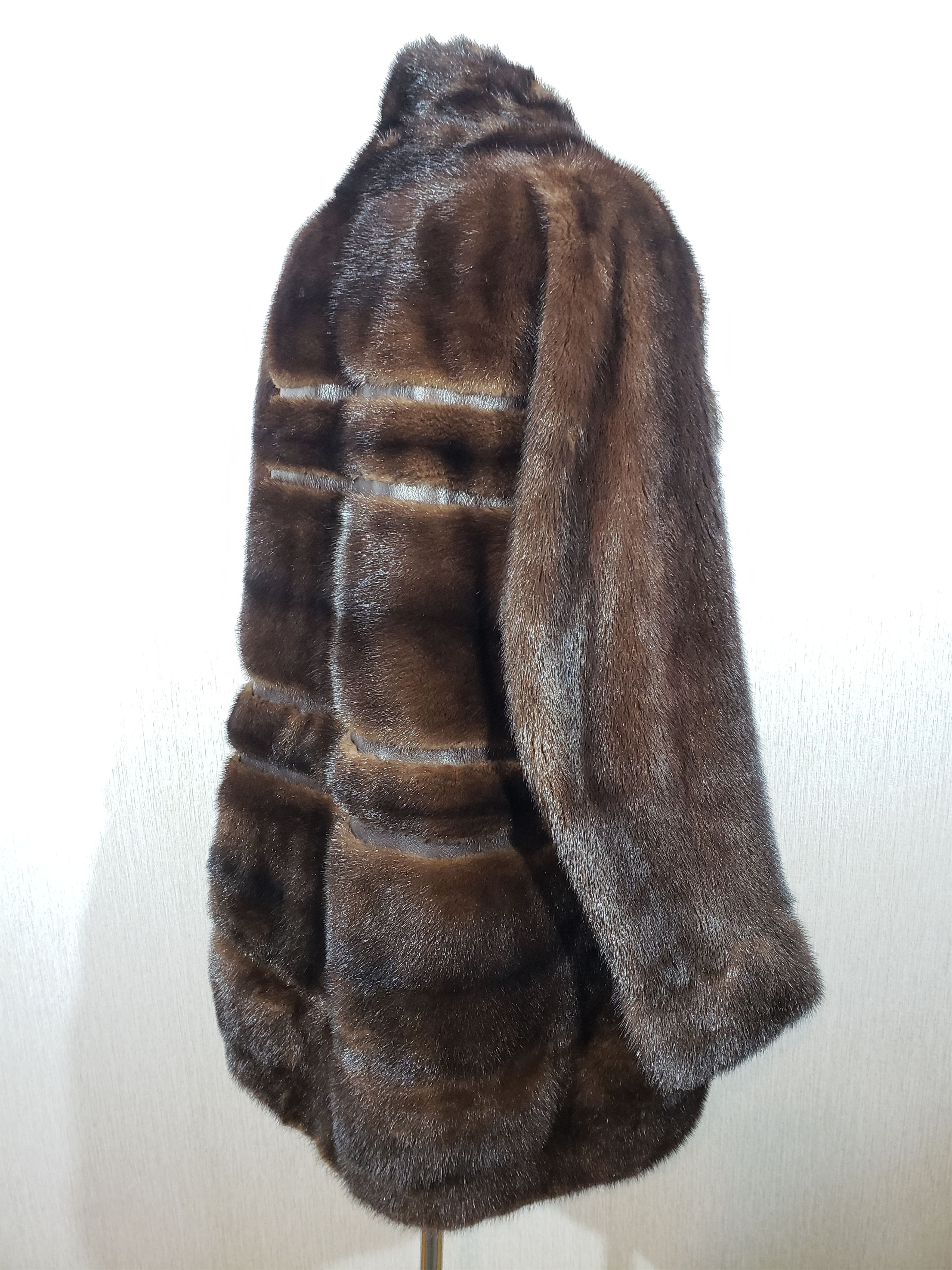Other Stylish women's mink coat. Size XXL / US 16-18 / IT 52-54 - 6 Thumbnail