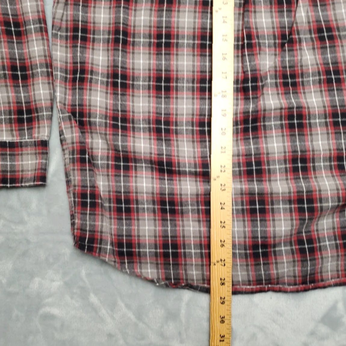 Vintage Cabela's Flannel Shirt Men L Plaid 100% Cotton Button Down Outdoors Classic Cabin, Red, Cotton, Button-Up, Long Sleeve, Casual, Workwear, 1900s? Size US L / EU 52-54 / 3 - 6 Thumbnail
