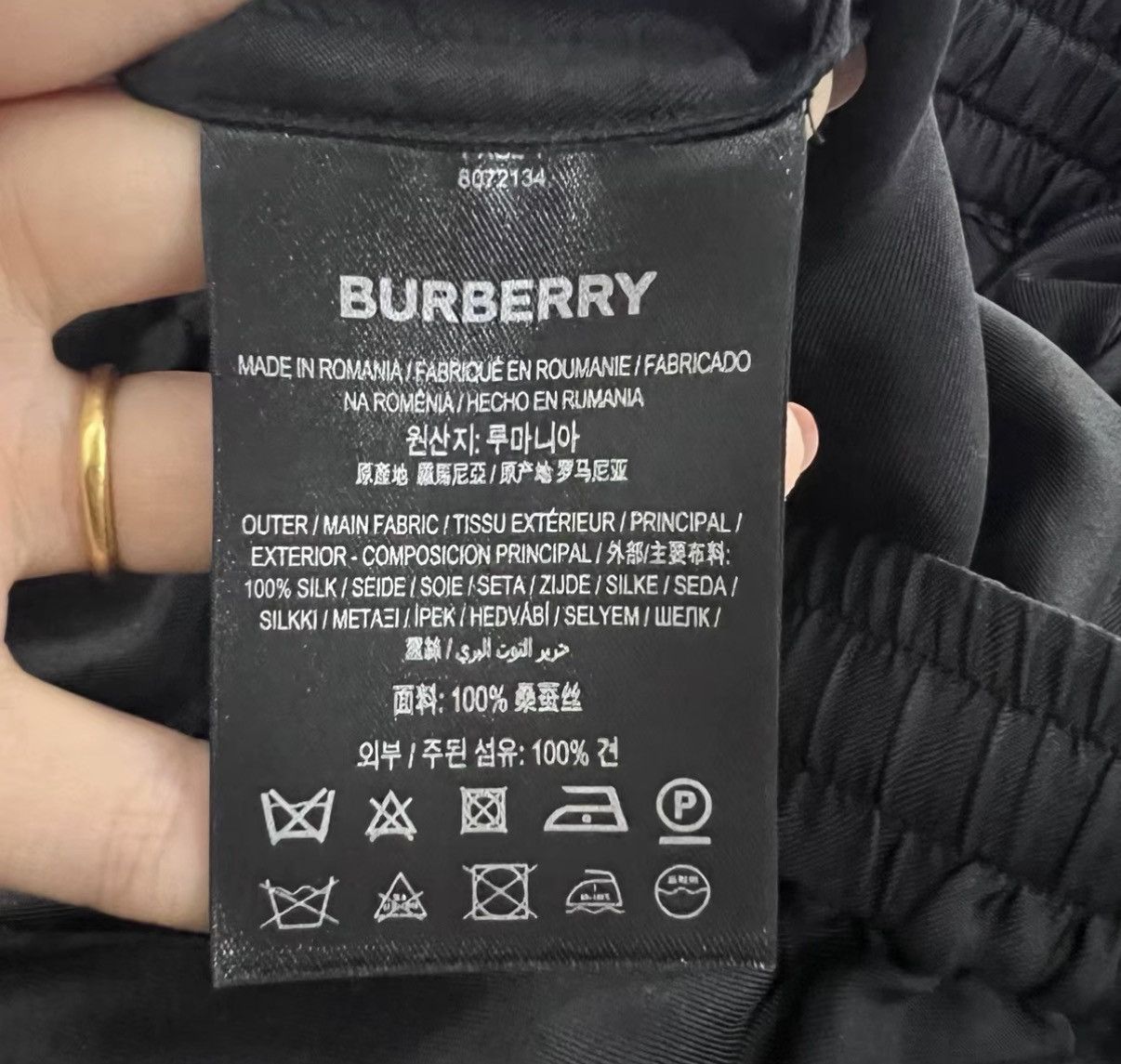 Burberry Burberry Black Letter Printed Shorts J41 Size US 30 / EU 46 - 4 Thumbnail