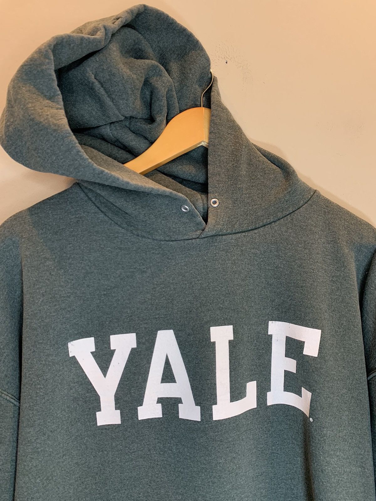 Champion *RARE* Vintage Yale Collegiate Champion Hoodie Faded Y2K Size US XXL / EU 58 / 5 - 2 Thumbnail